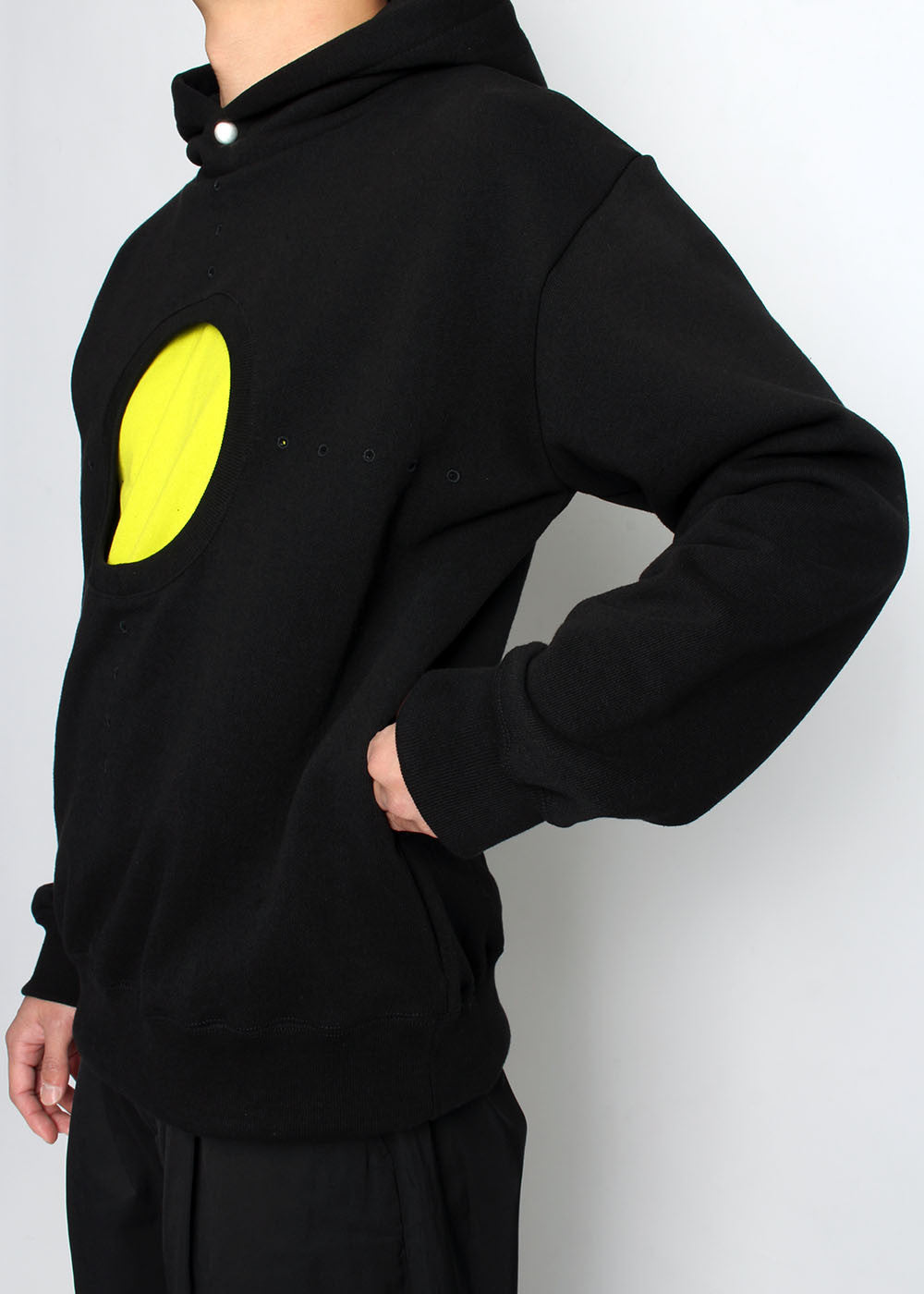 CIRCLE CUT AND PUNCHED HOODIE (BLACK) - IRREGULAR STUDIO 이레귤러 - CAVA LIFE