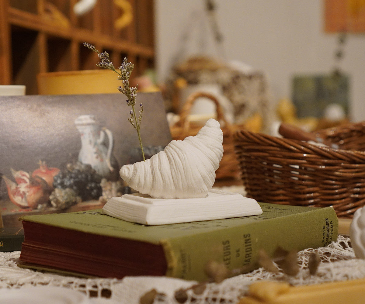 크루아상 프레임 홀더 medium (2colors) - Colin et Chloé 콜랭에클로에 - CAVA LIFE