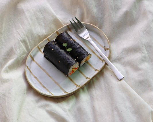 Stripe Ovalplate - HOIOH 서지은 - CAVA LIFE