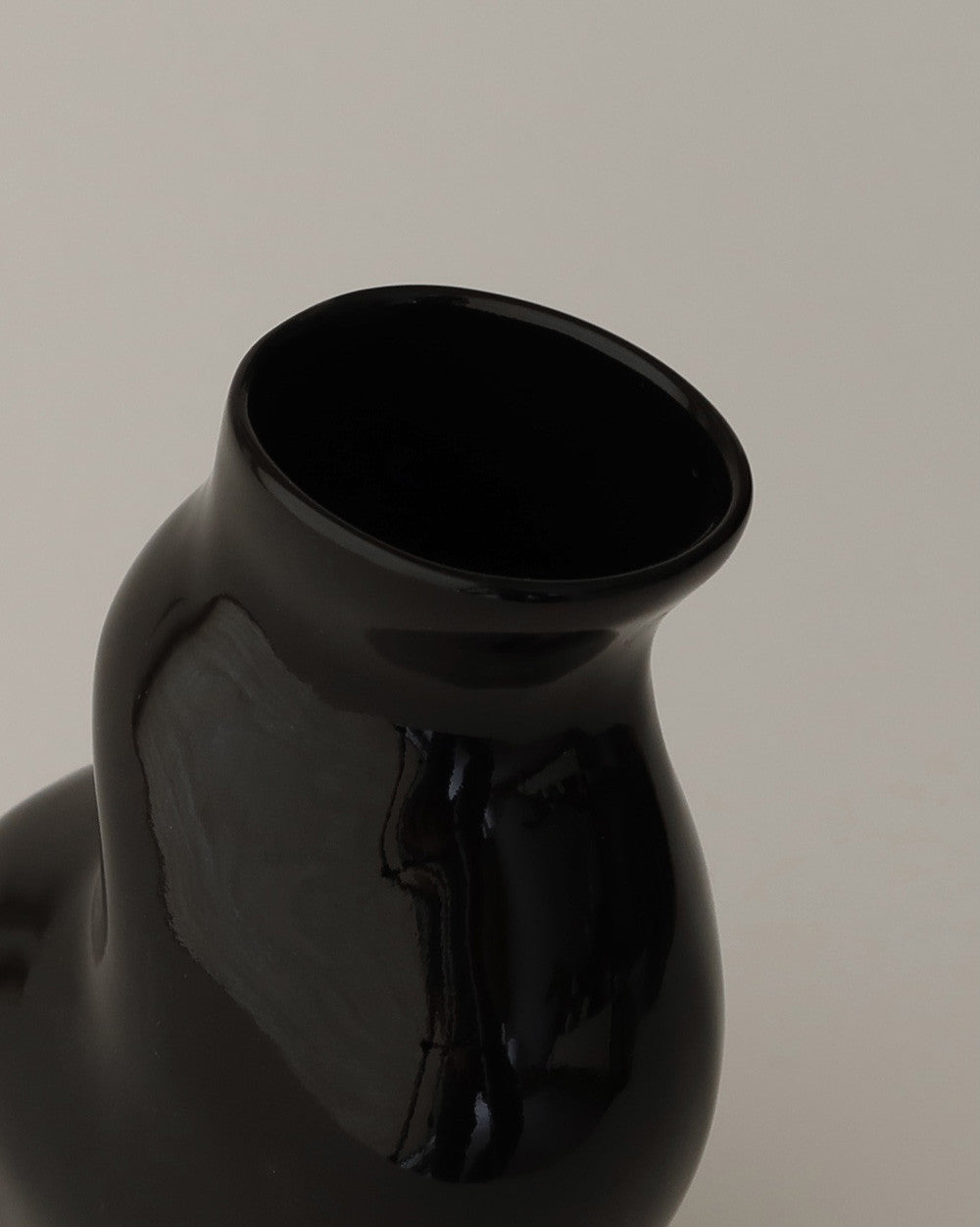 바디베이스03 (블랙) - Jihye Lee/loamarchive 이지혜/롬아카이브 - CAVA LIFE