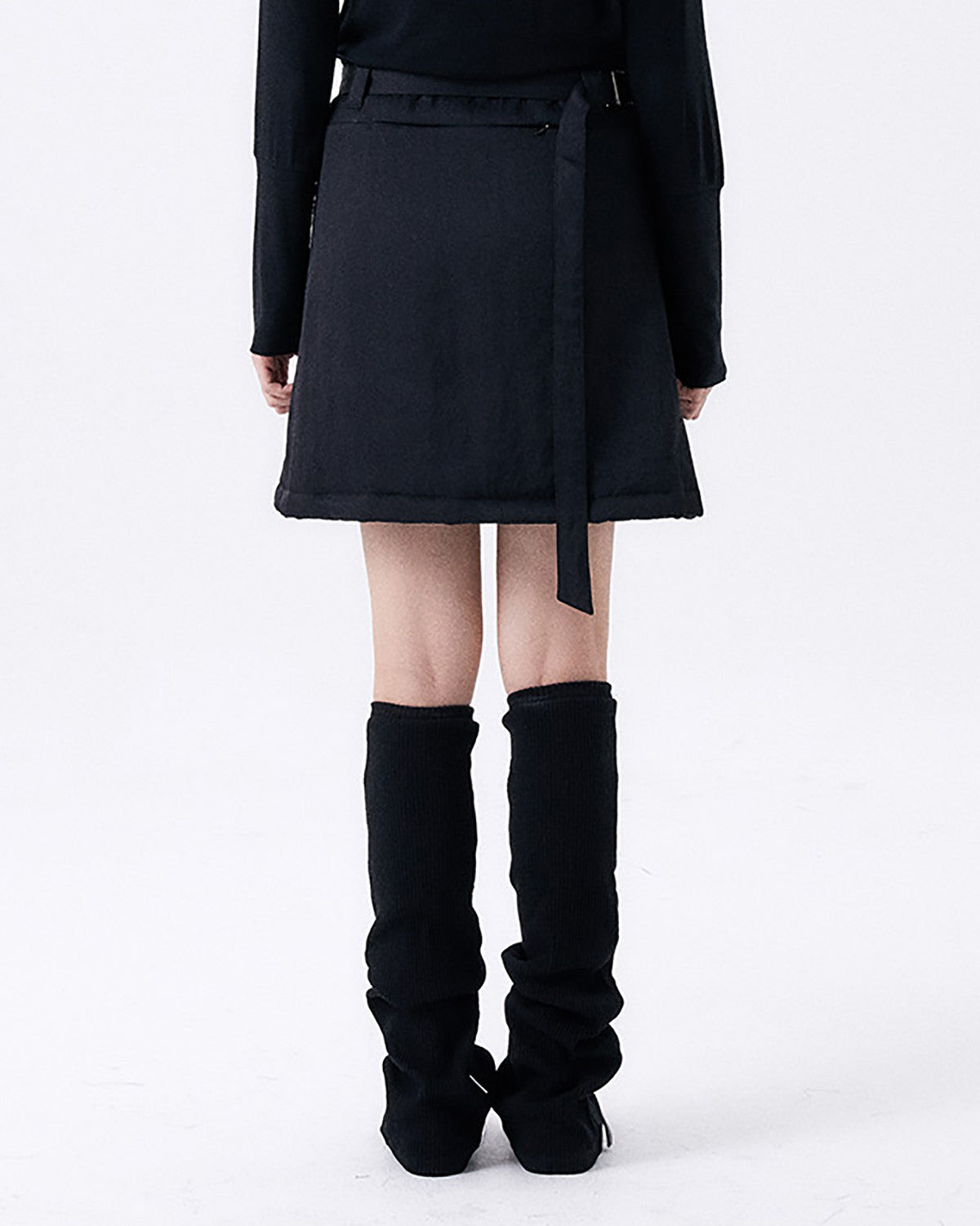 패딩 스커트 / 블랙 - HALOMINIUM  할로미늄 - CAVA LIFE