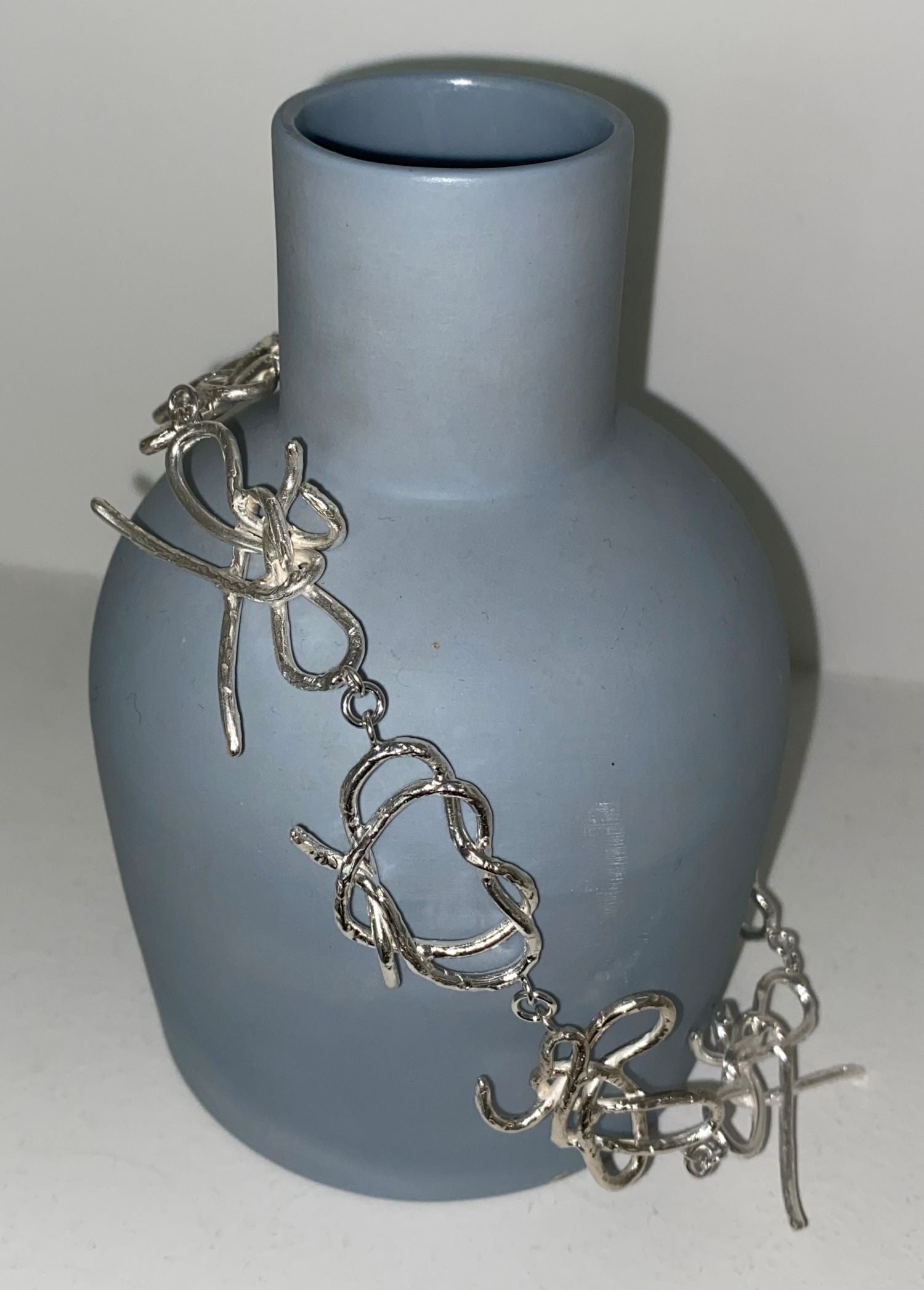 knots shaped choker - MIDLIG 미드리그 - CAVA LIFE