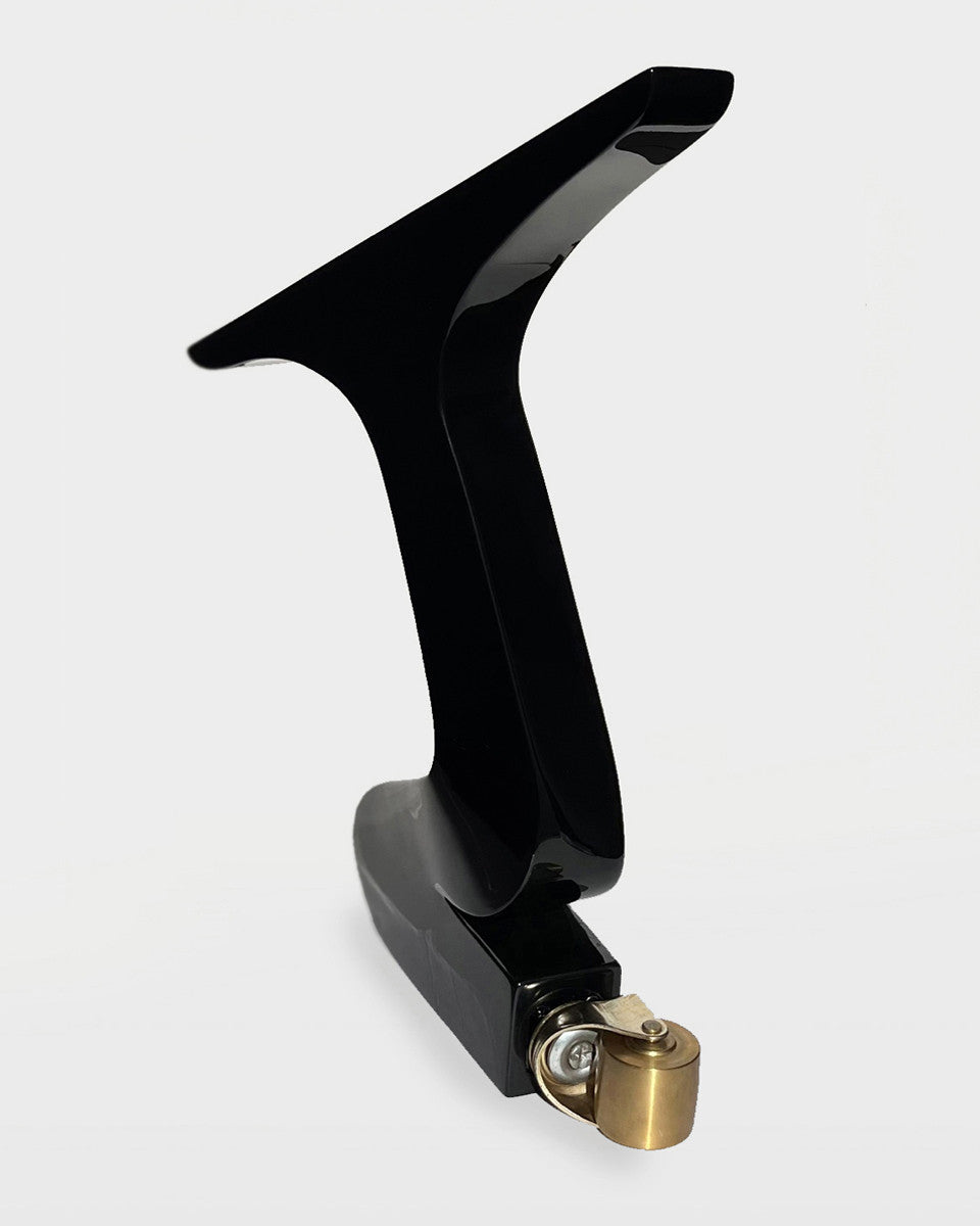 Pose_II - Lee Hae Sun 이혜선 - CAVA LIFE