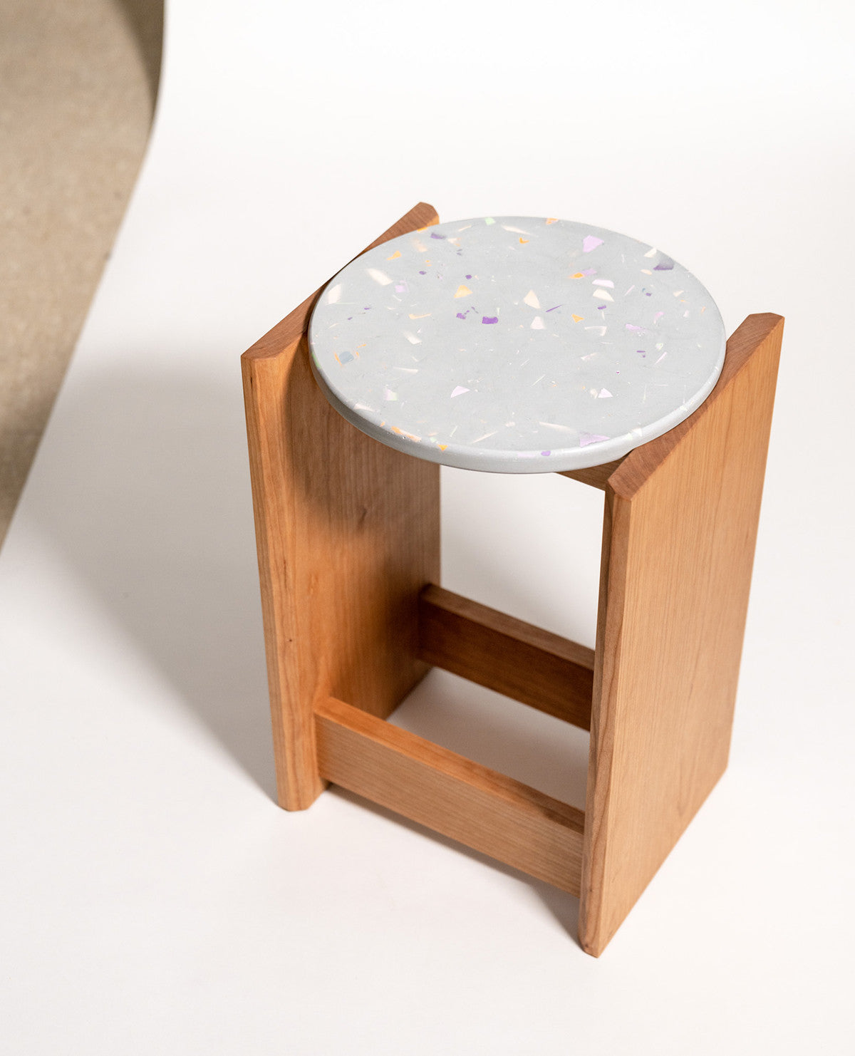 트롤 사이드테이블 - FORT NOW 포트나우 - CAVA LIFE