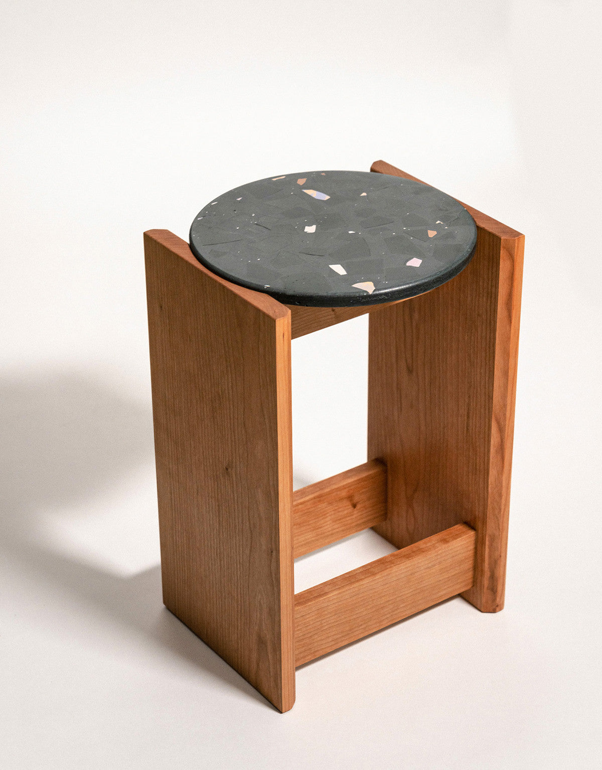 트롤 사이드테이블 - FORT NOW 포트나우 - CAVA LIFE