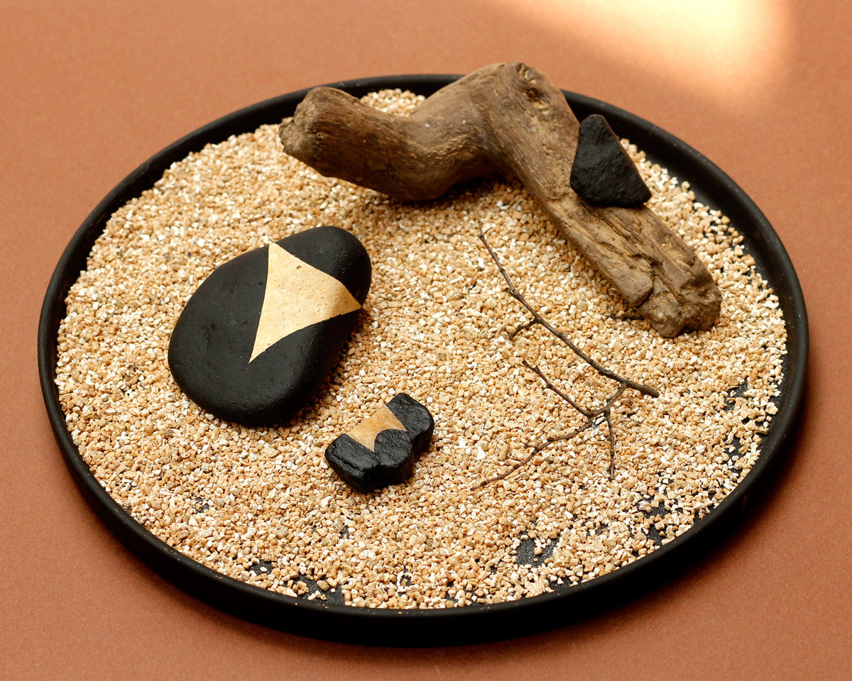 Black Light_페브 오브제 - Studio Pebb 스튜디오 페브 - CAVA LIFE