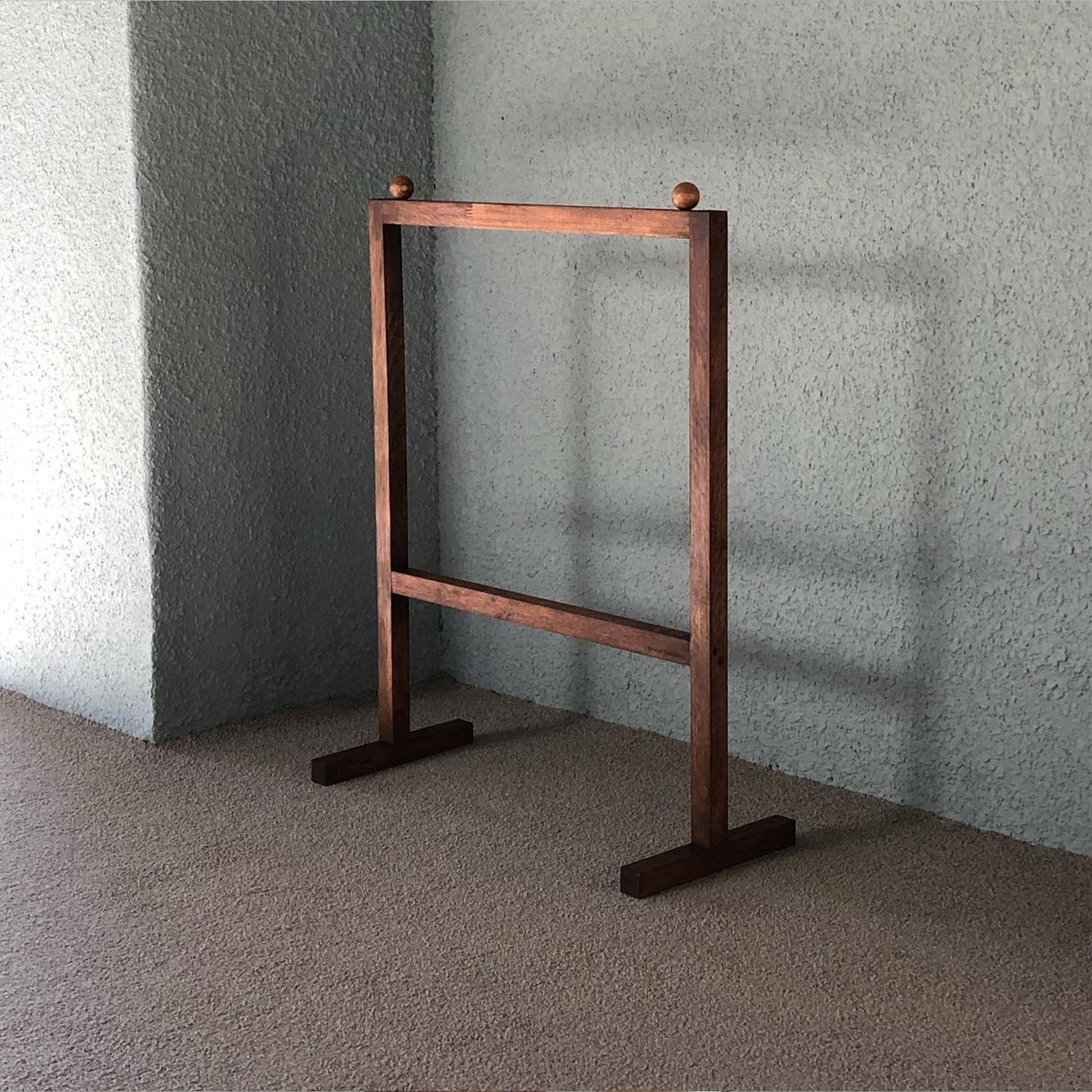 Hurdle hanger 허들 행거 - BrownBuilding 브라운빌딩 - CAVA LIFE