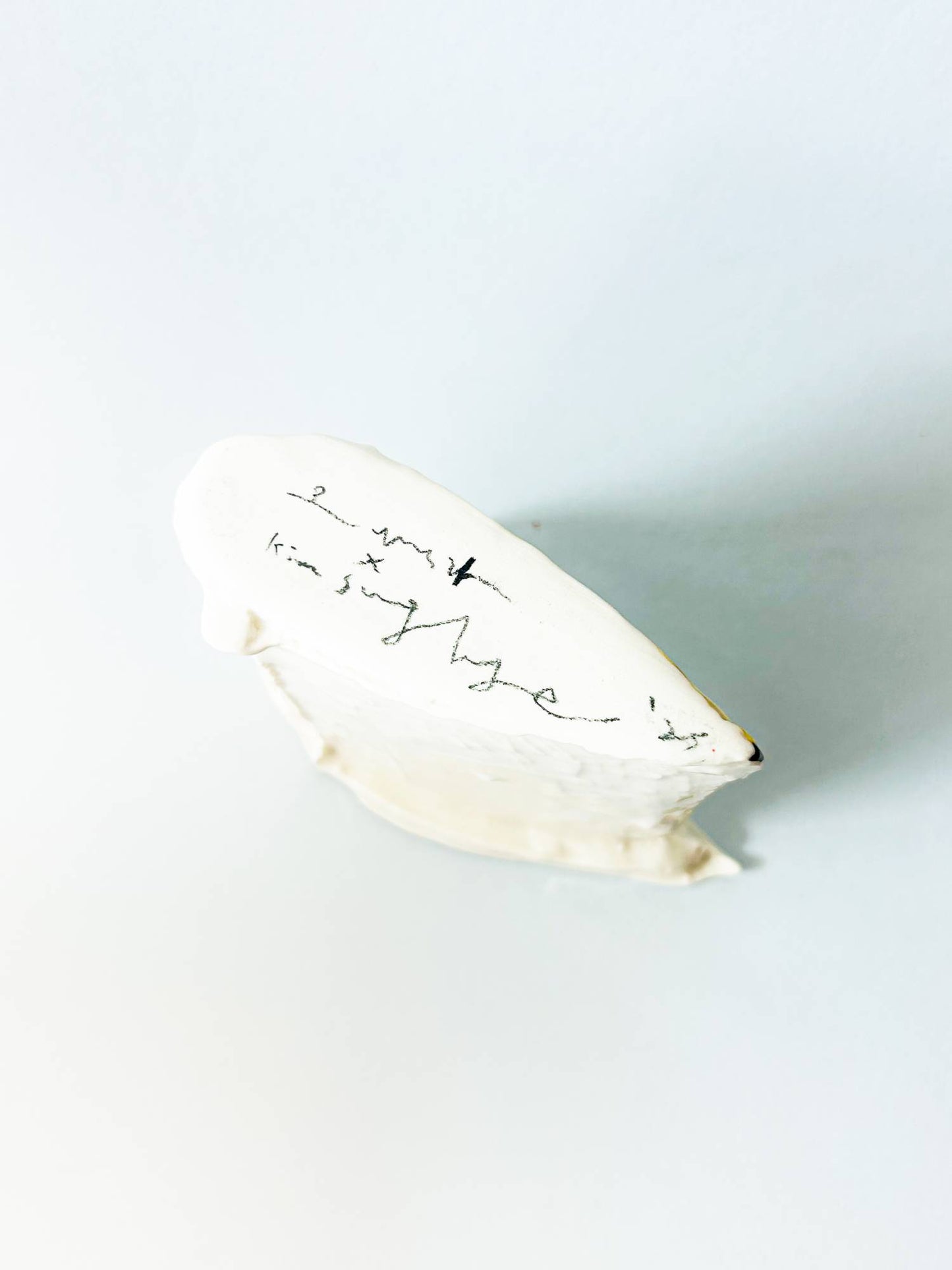 Edge Vase Artist Edition - Sera Oh No.1