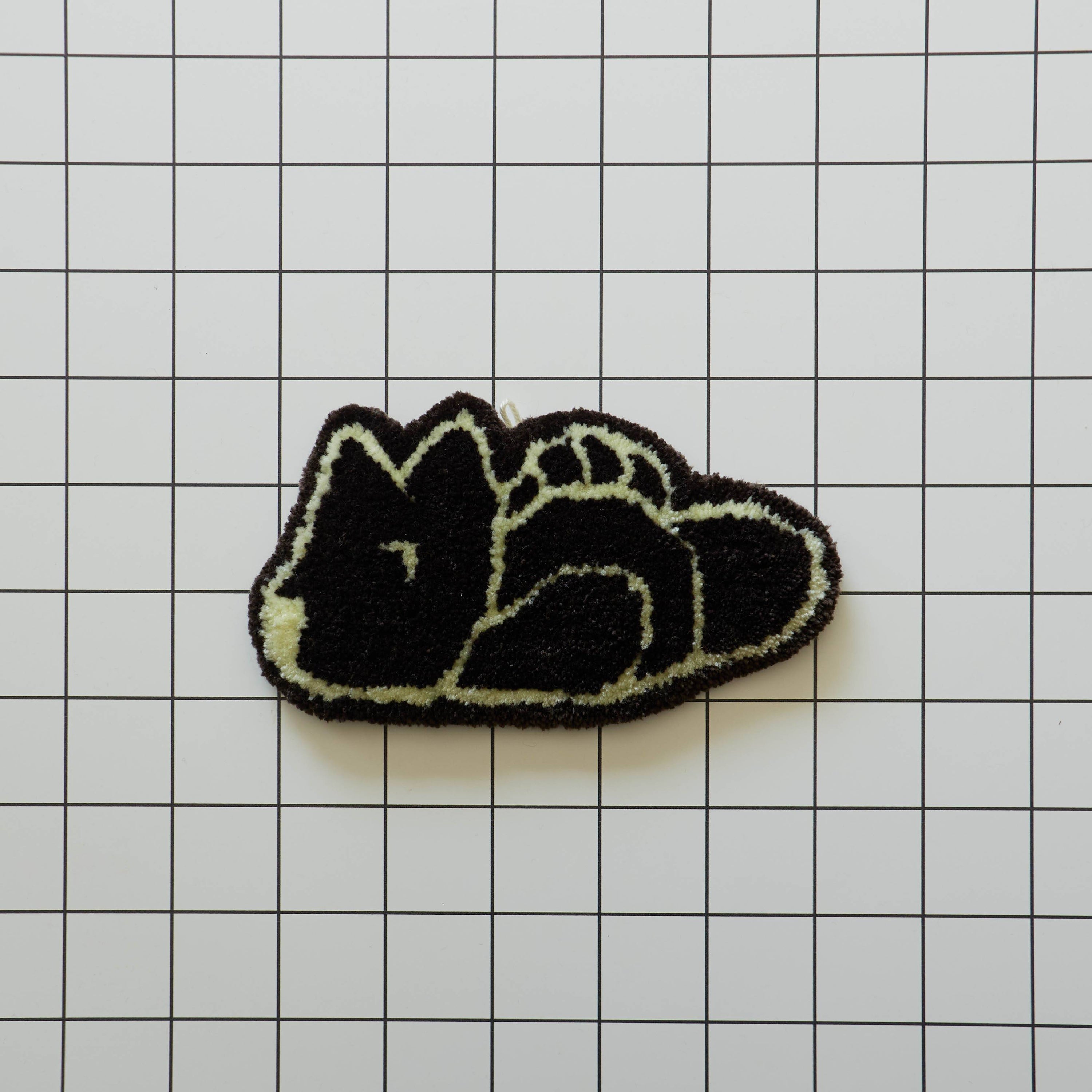 별 피규어 : 홈 네크리스 ( 엎드린 자세 ) 딥 브라운 - HALLOWEEN YESTERDAY 할로윈예스터데이 - CAVA LIFE