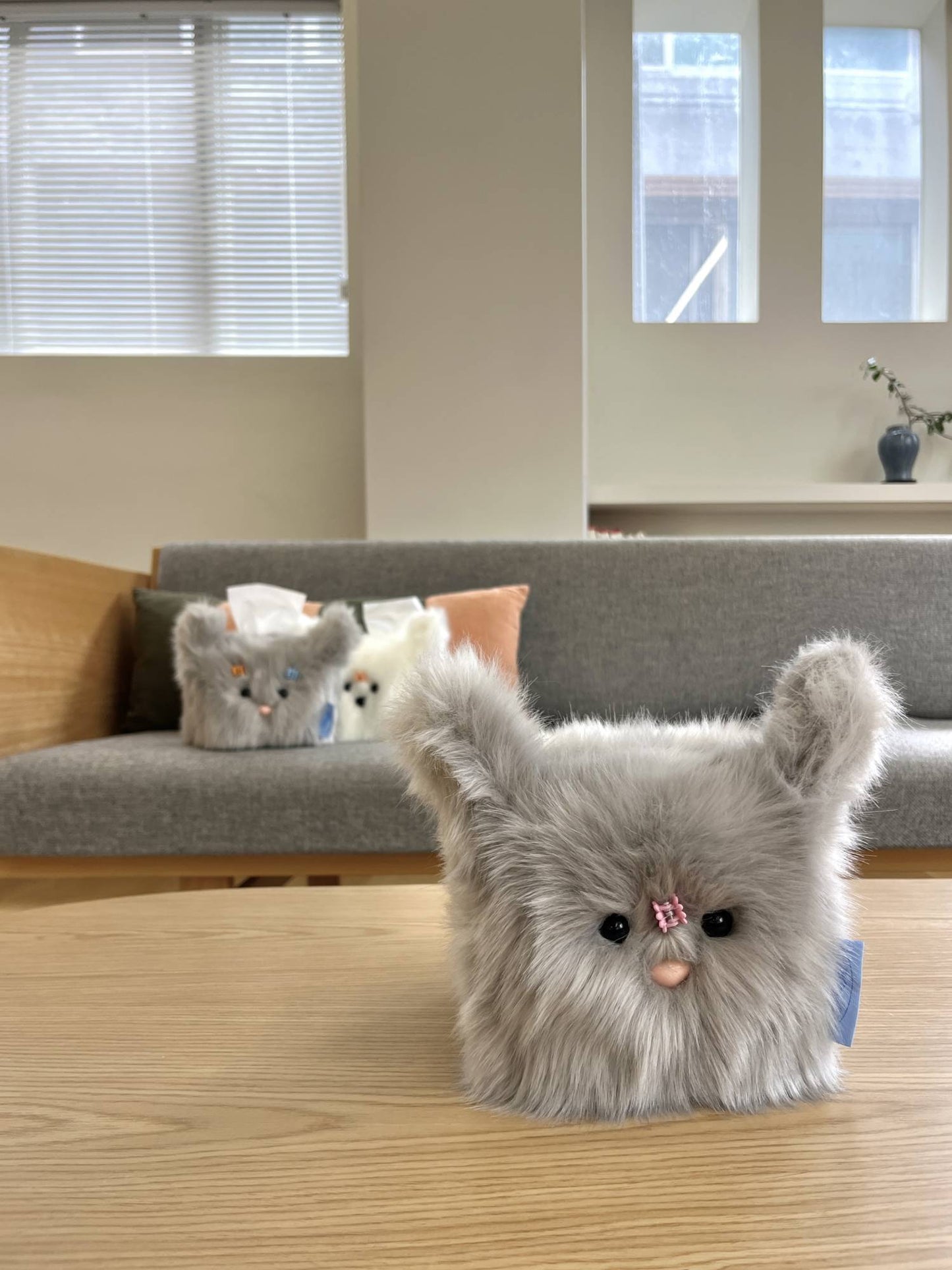 Shy PeePee Tissue Case (Gray)