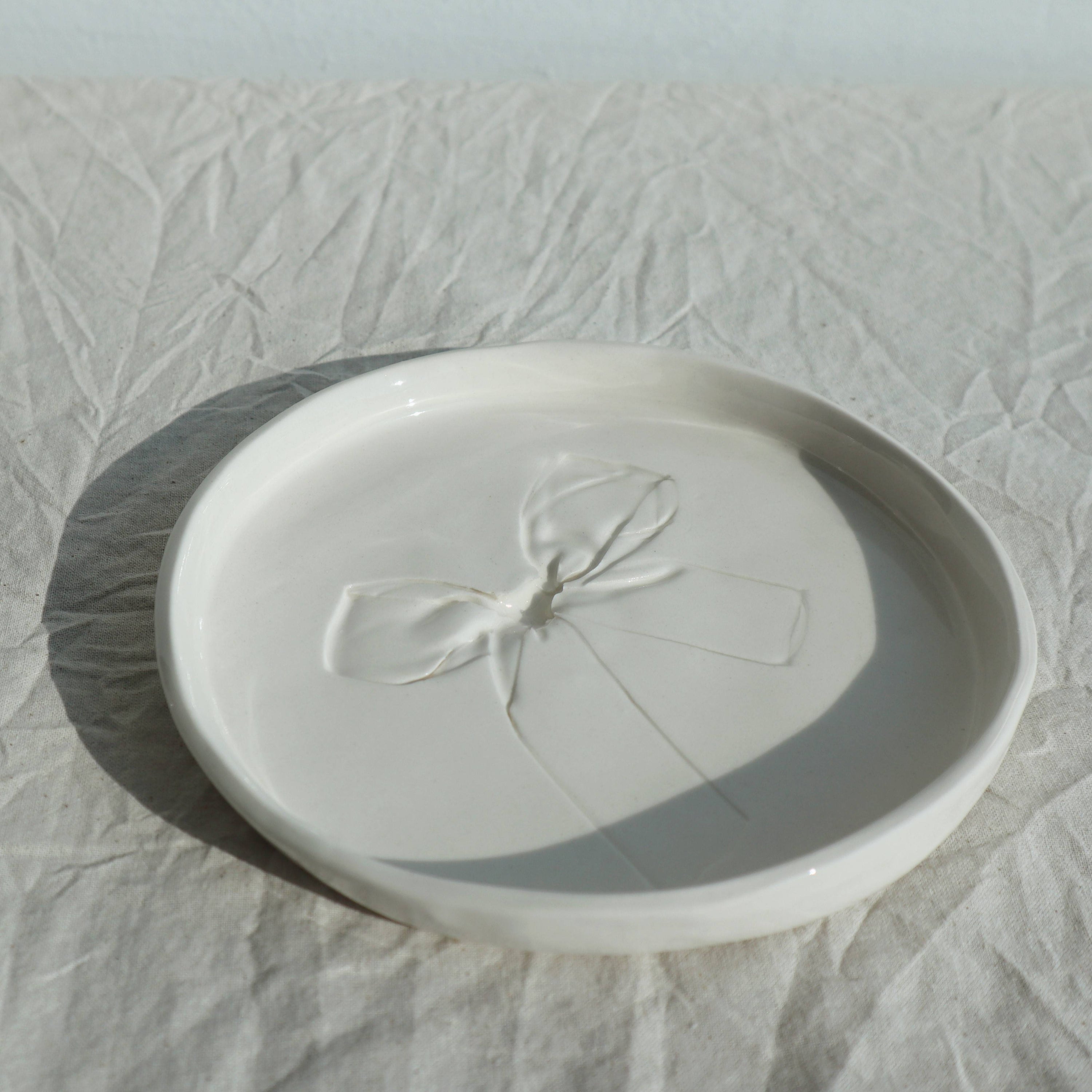 Big Ribbon Plate - samool 사물 - CAVA LIFE