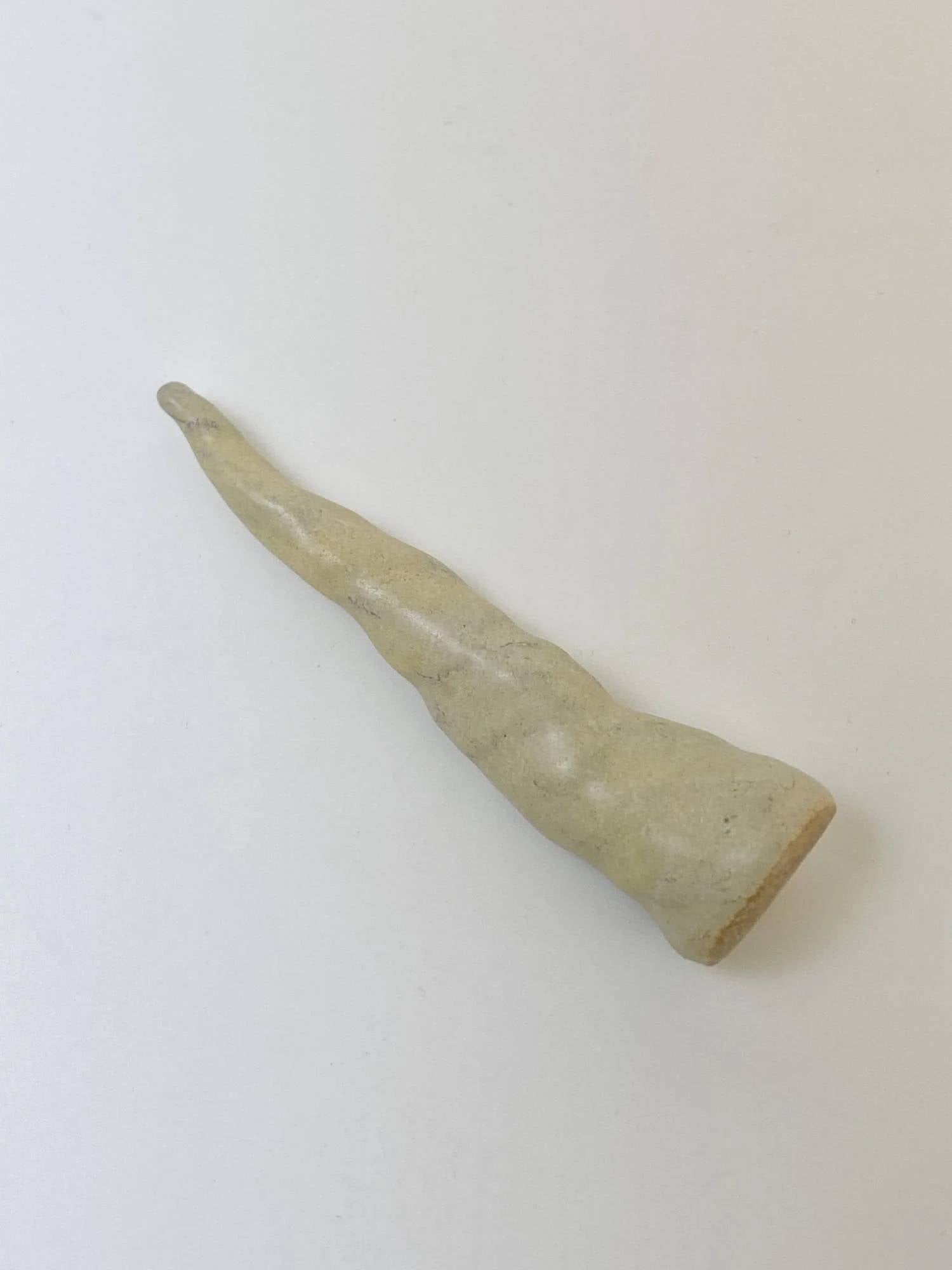 Horn of Unicorn - matt yellow khaki