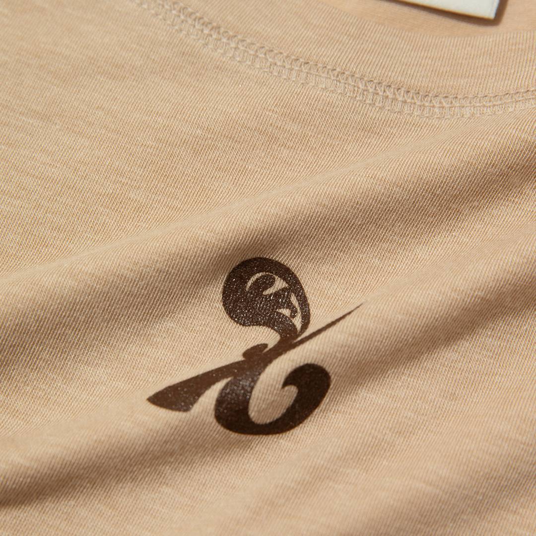 BEAUTY symbol long-sleeved T-Shirt (BEIGE) WOMENS