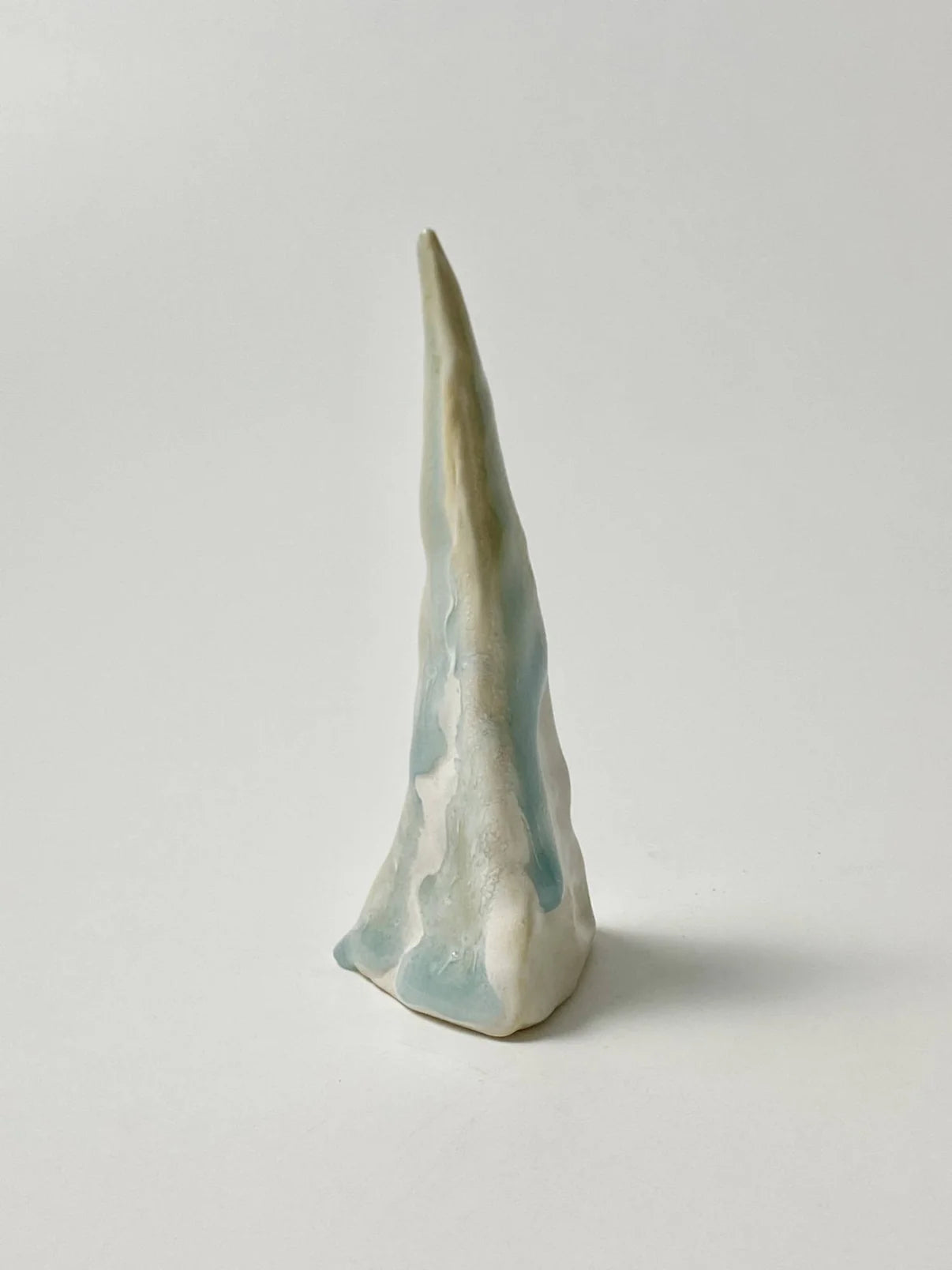 Horn of Unicorn - icy pyramid