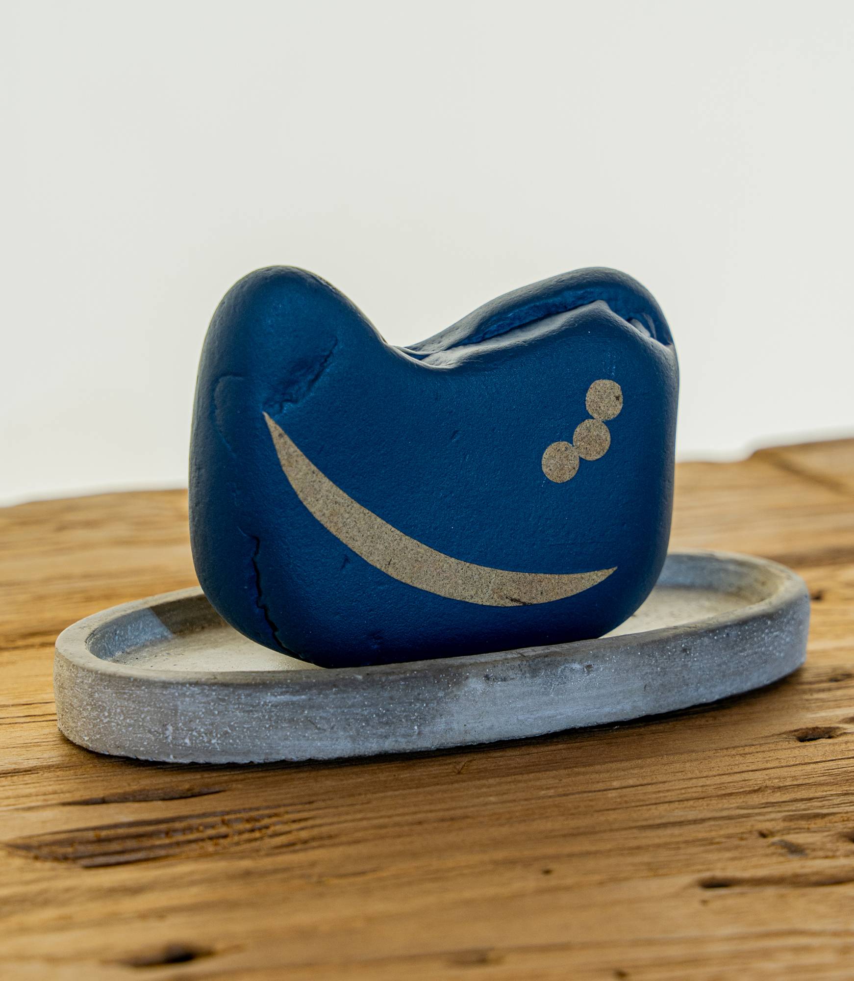 밤을 걷는 고양이_페브 오브제 - Studio Pebb 스튜디오 페브 - CAVA LIFE