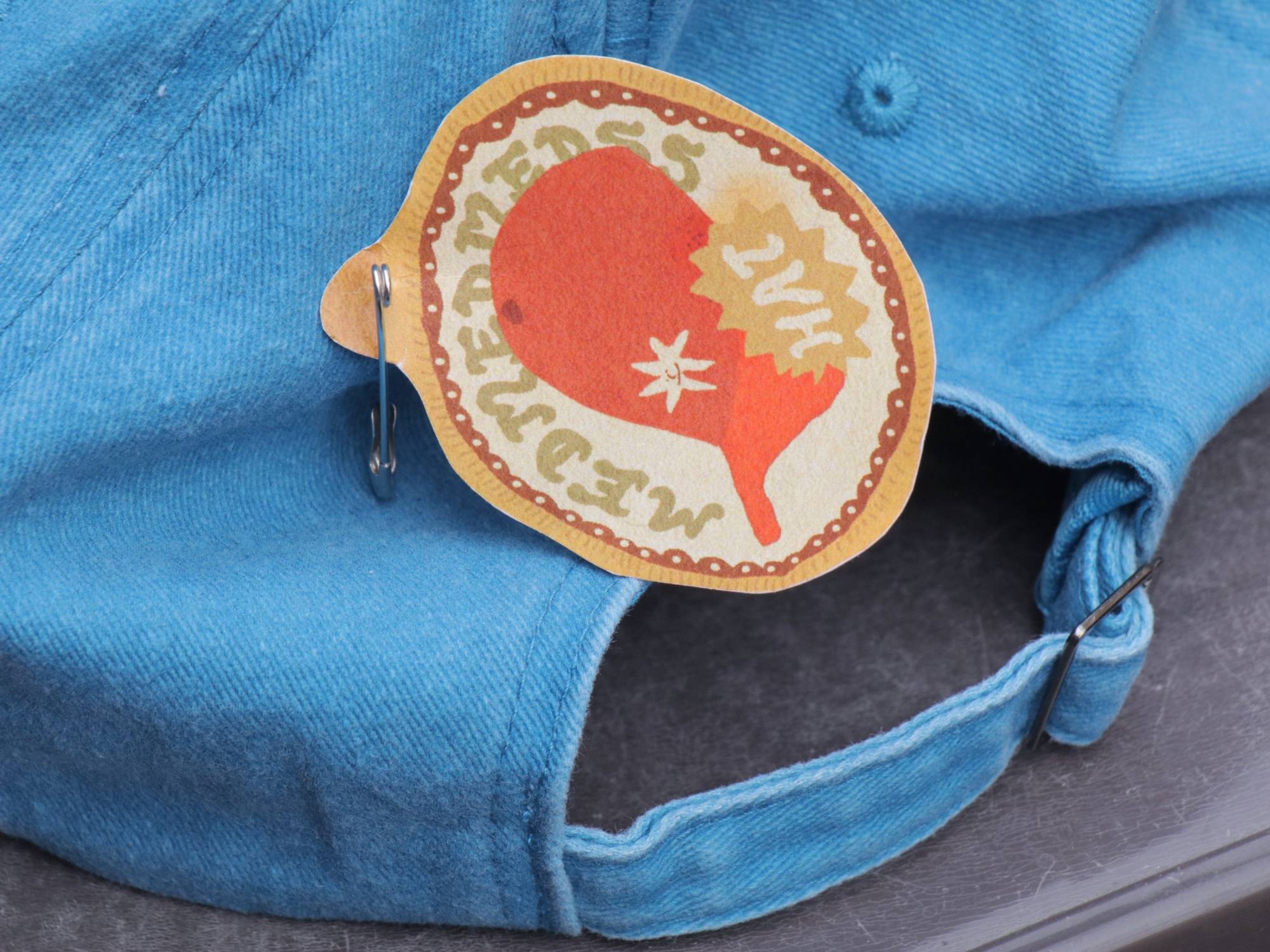 Embroidered Drawing Cap 드로잉 자수 캡 - Blue