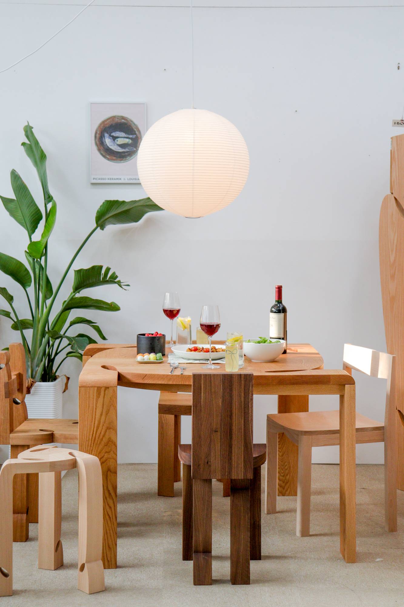 Curly Dining Table | Red Oak