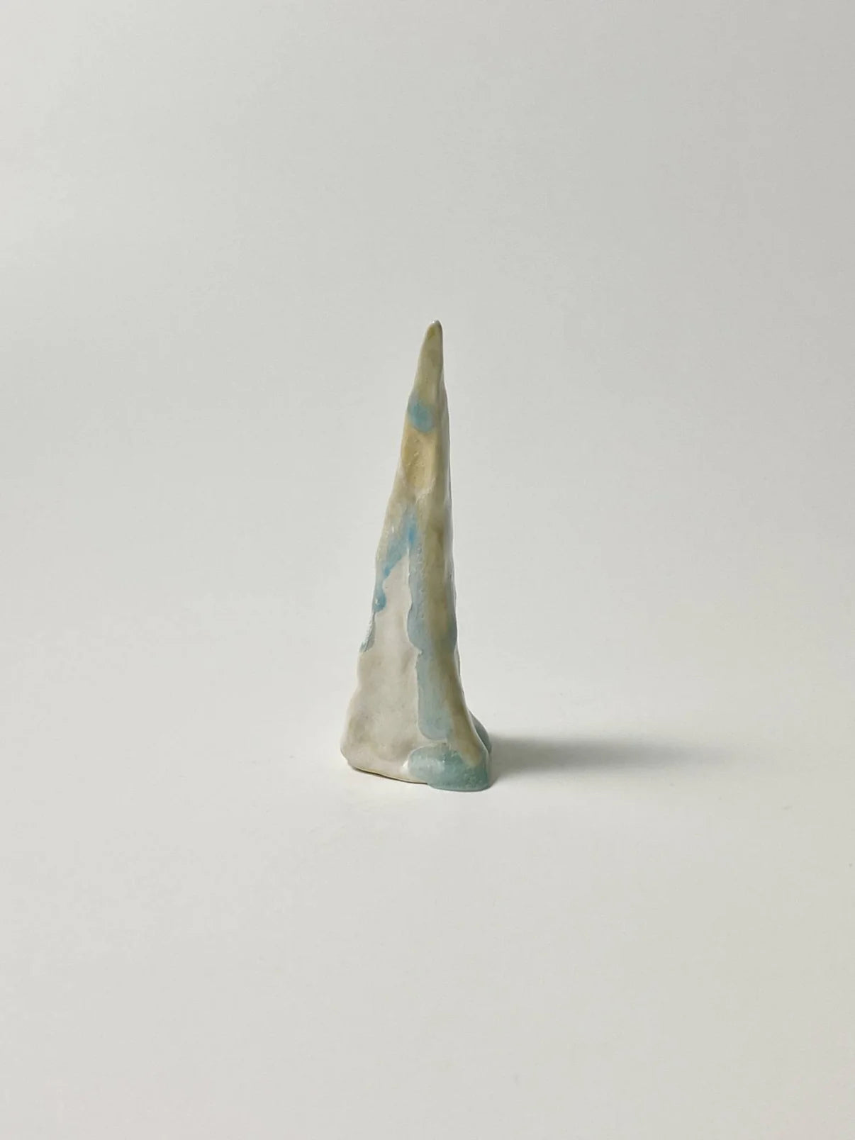 Horn of Unicorn - icy pyramid