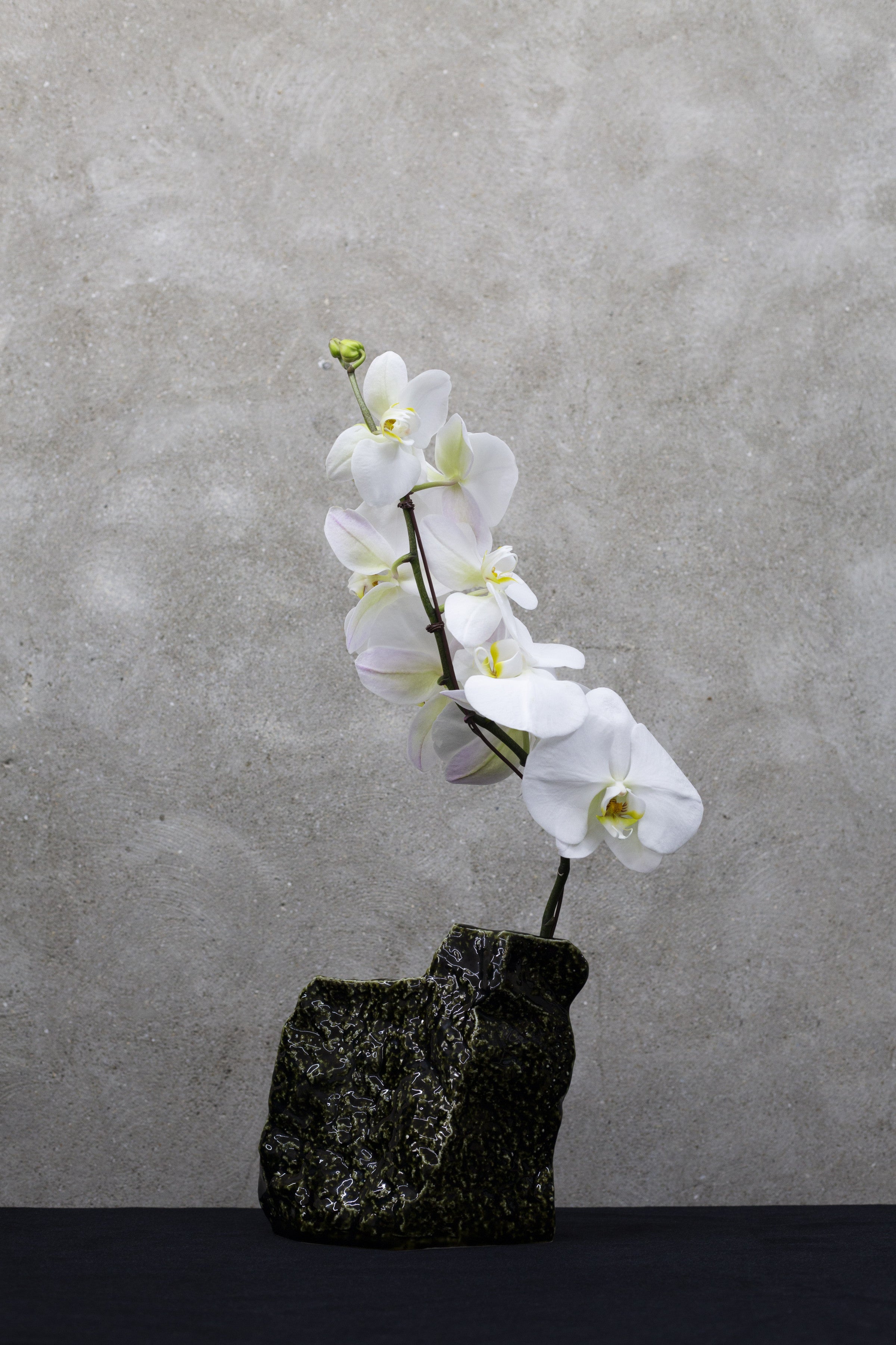 SAI 001 흑유 꽃병 - SAI 사이 - CAVA LIFE