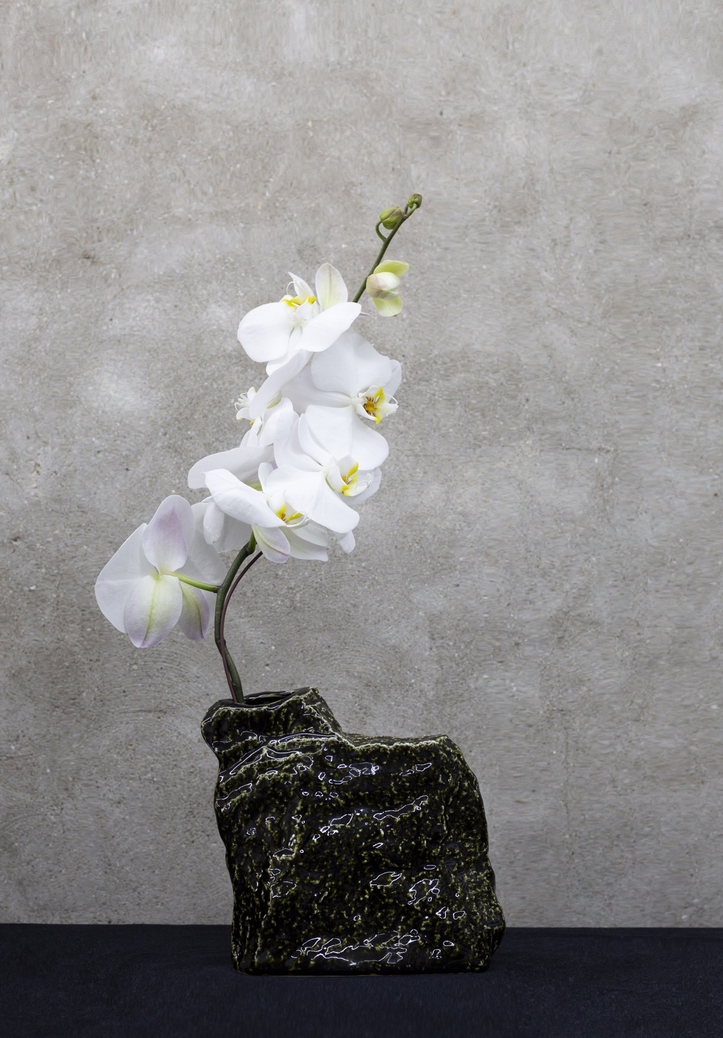 SAI 001 흑유 꽃병 - SAI 사이 - CAVA LIFE