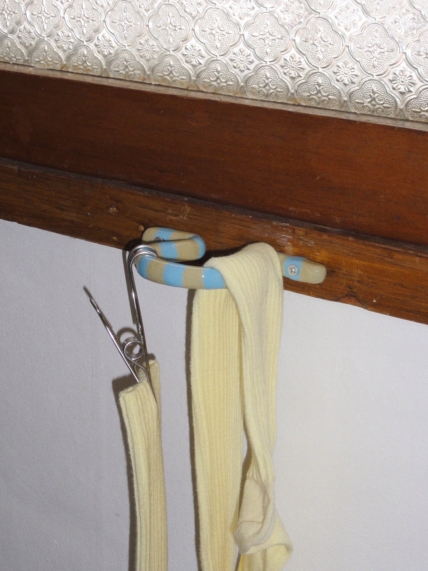 Hanger 01 - Sung Hyeju 성혜주 - CAVA LIFE