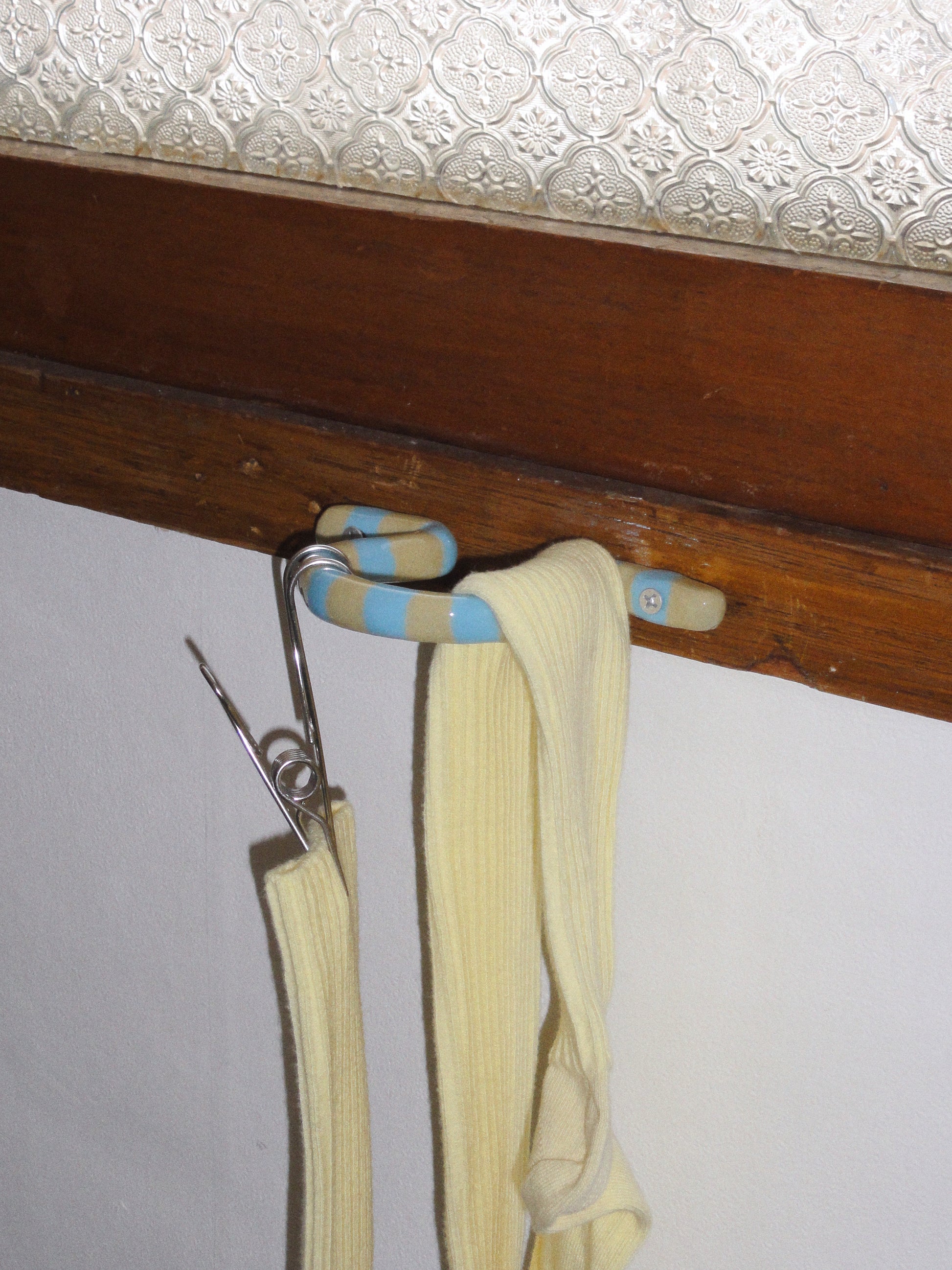 Hanger 01 - Sung Hyeju 성혜주 - CAVA LIFE