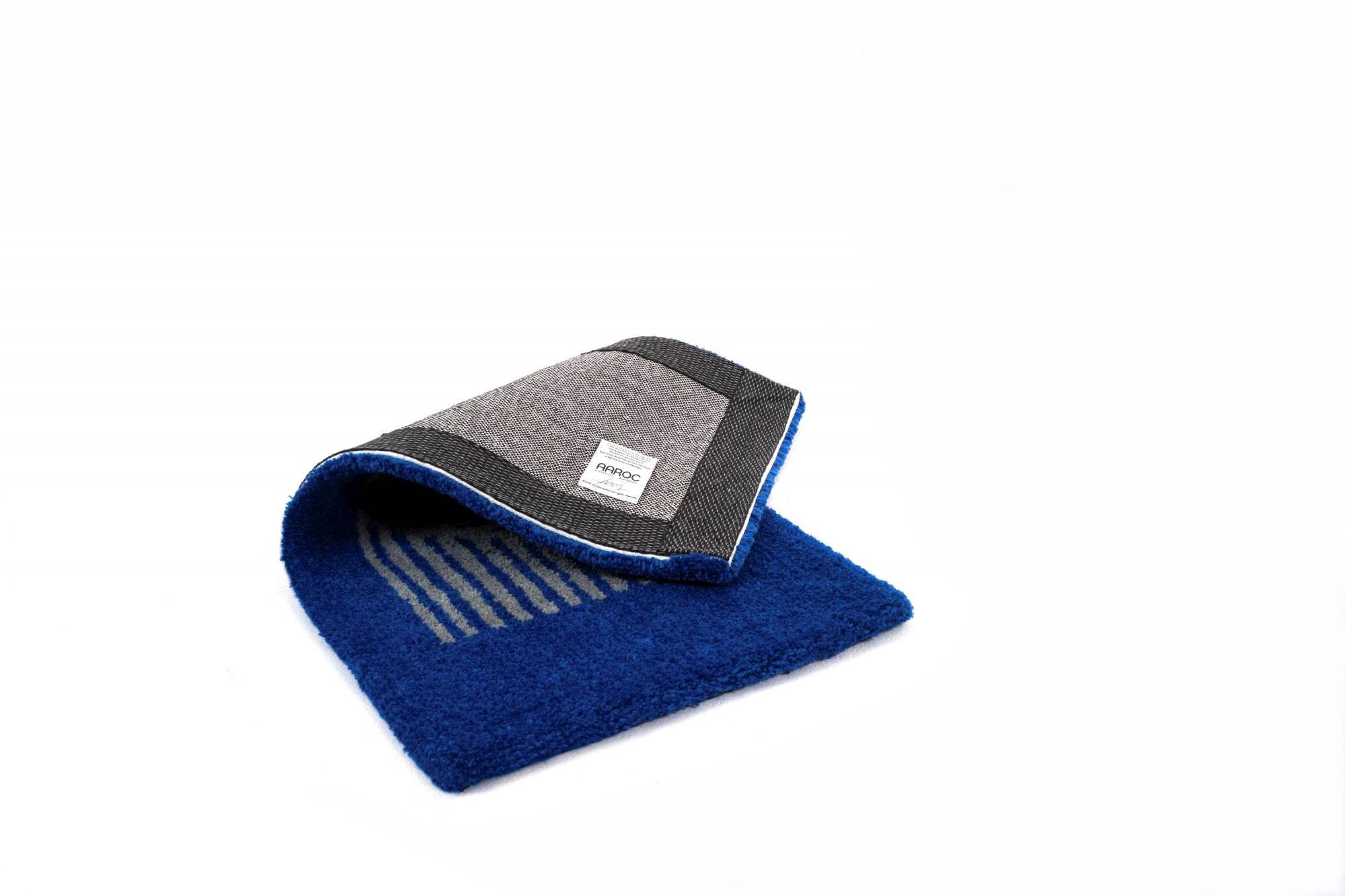 짧은 빗금문 러그