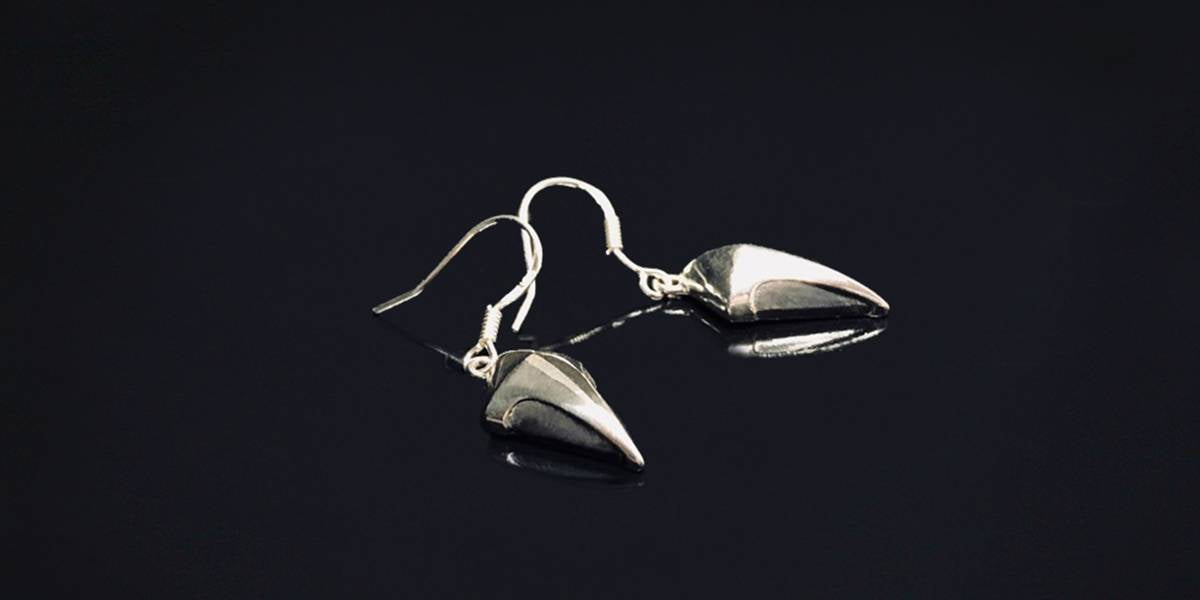 바스테트 31mm 갈고리 귀걸이 - Sekhmet 세크메트 - CAVA LIFE