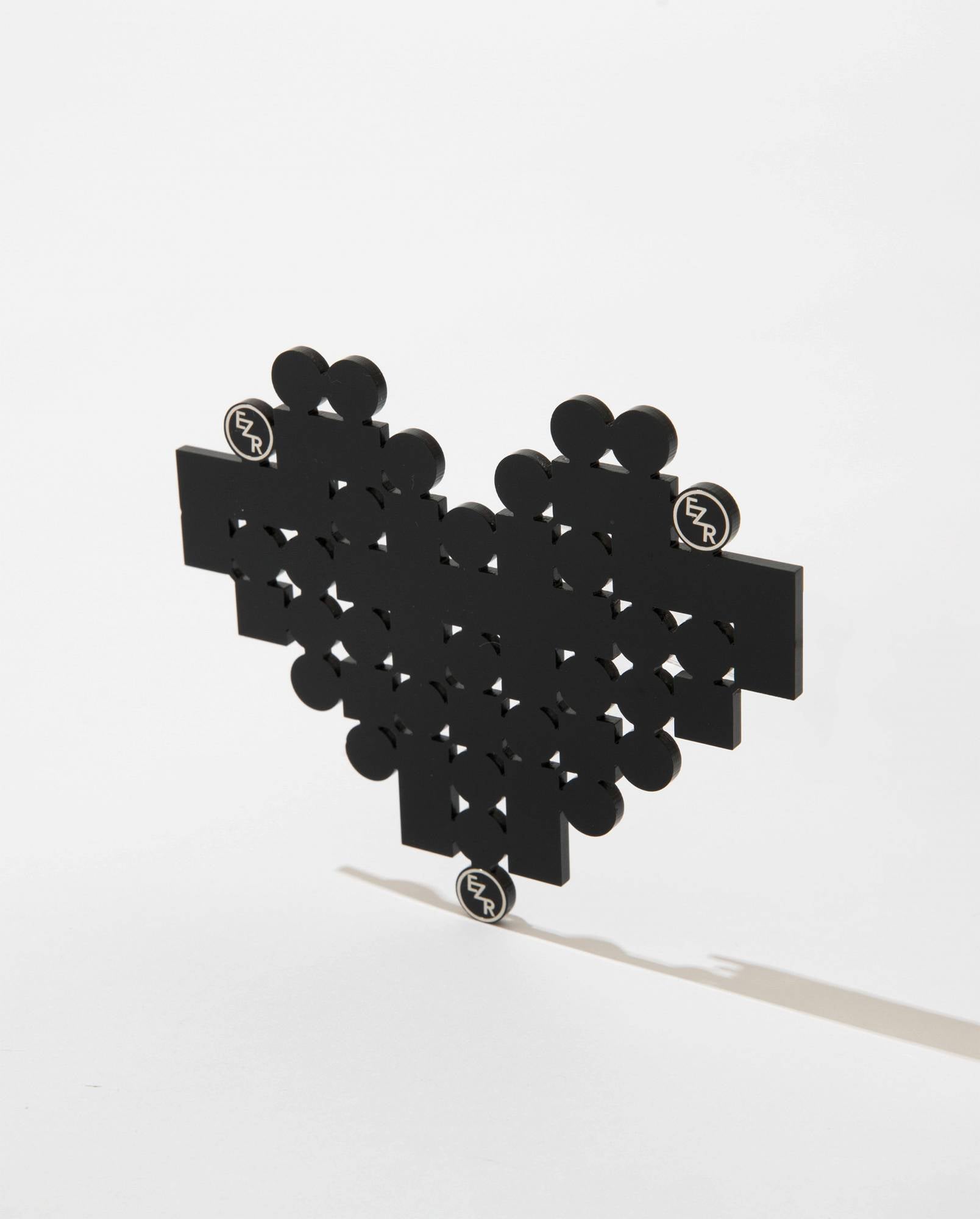 BLACK HEART COASTER - E-ZR 그룹 이지알 - CAVA LIFE