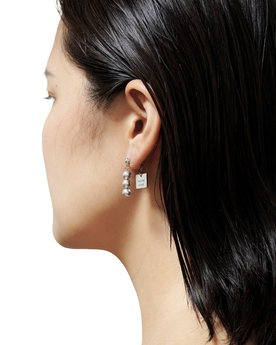 Semi-Colon Earrings│세미-콜론 귀걸이 - Pauline Louise 폴린루이즈 - CAVA LIFE