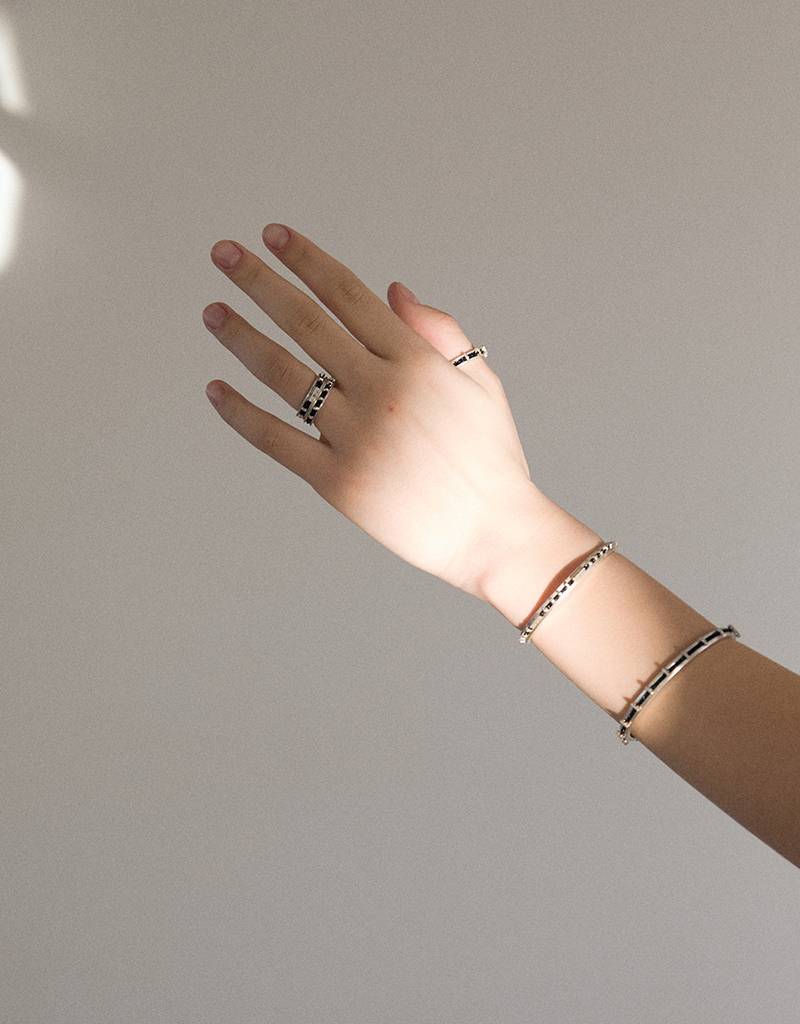 silver fever crochet ring