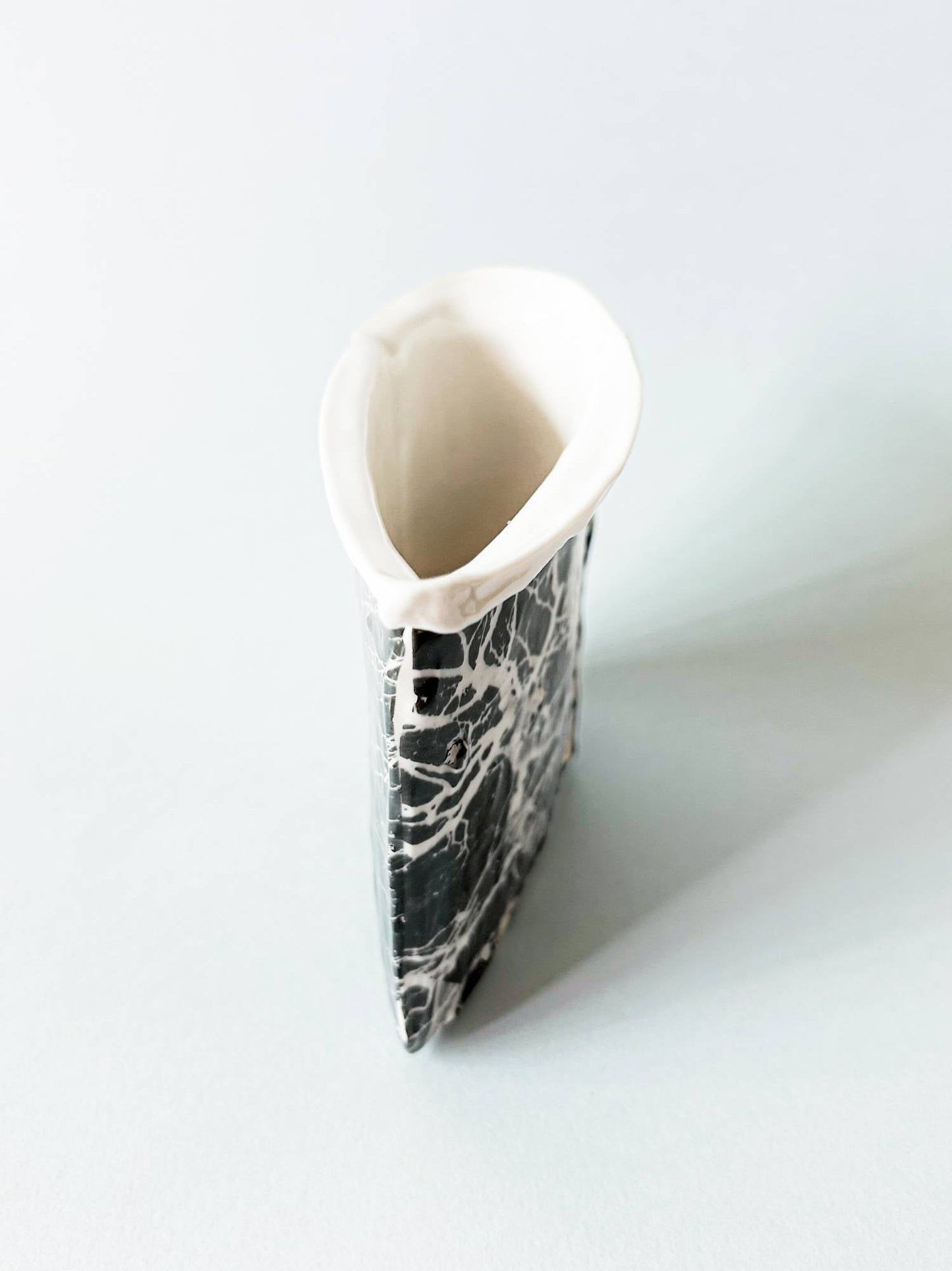 Edge Vase Artist Edition - HAHYERI No.5