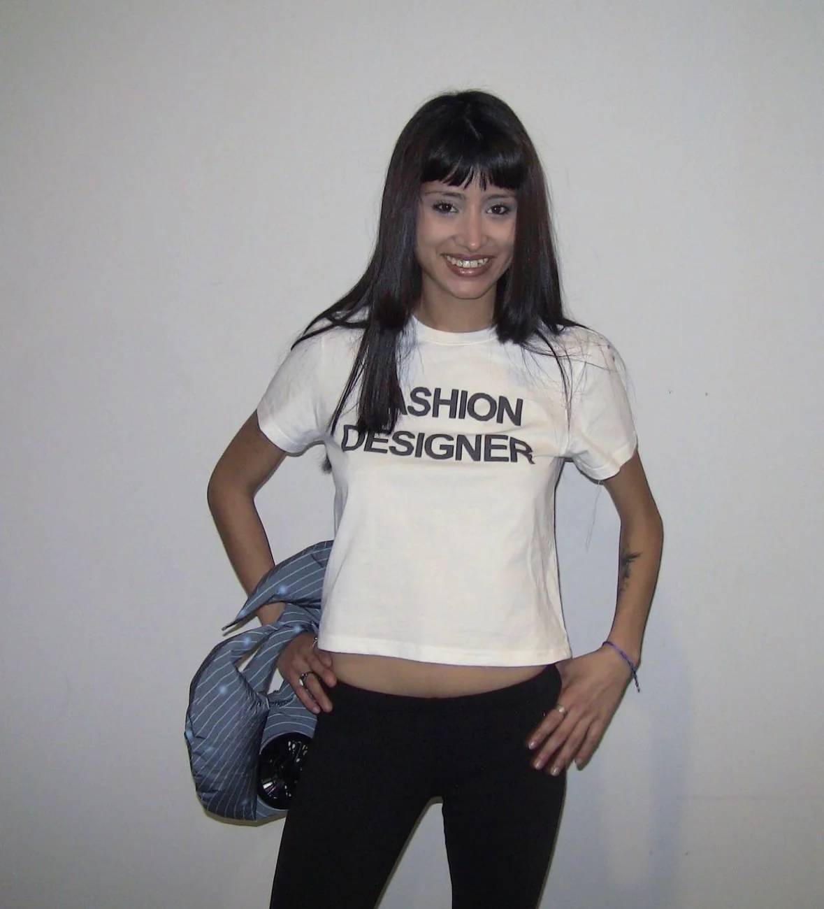 BETTY T-Shirt FASHION DESIGNER - KIZIP 키집 - CAVA LIFE