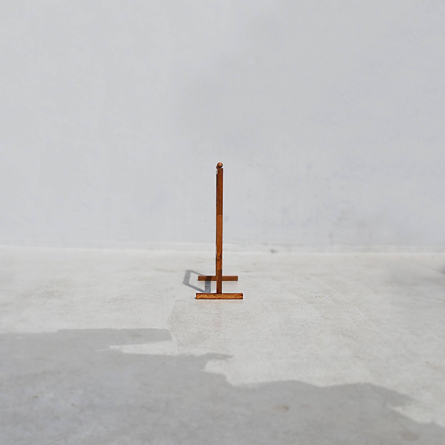 Hurdle hanger 허들 행거 - BrownBuilding 브라운빌딩 - CAVA LIFE