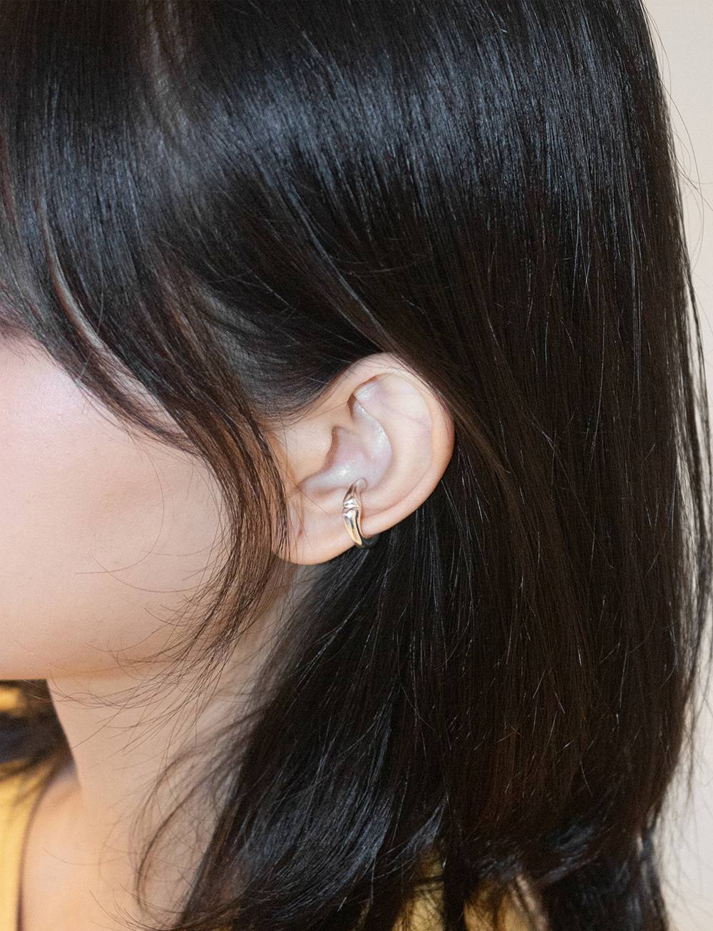 bold bone earcuff