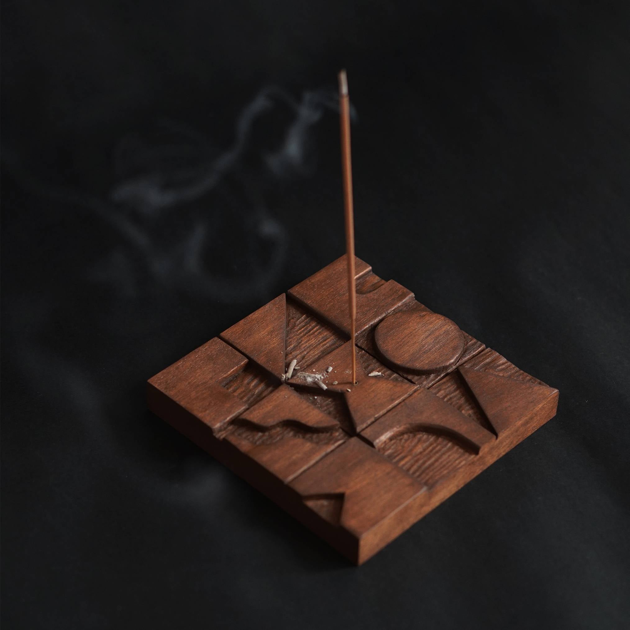 Fortune incense holder