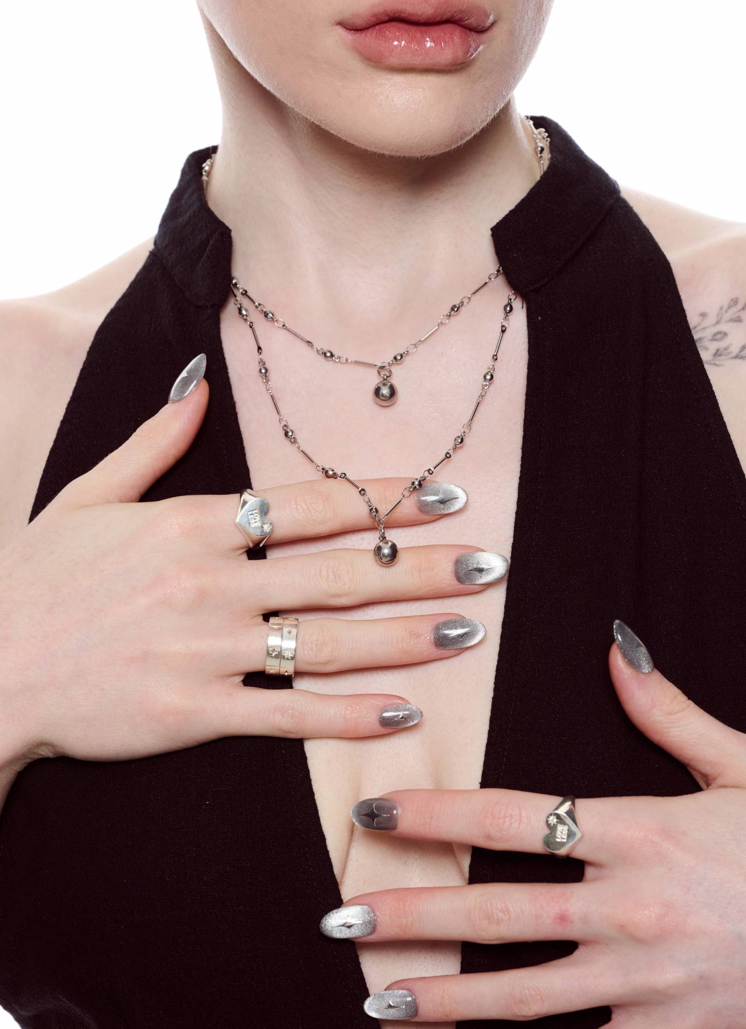 ESSENTIAL NECKLACE 02