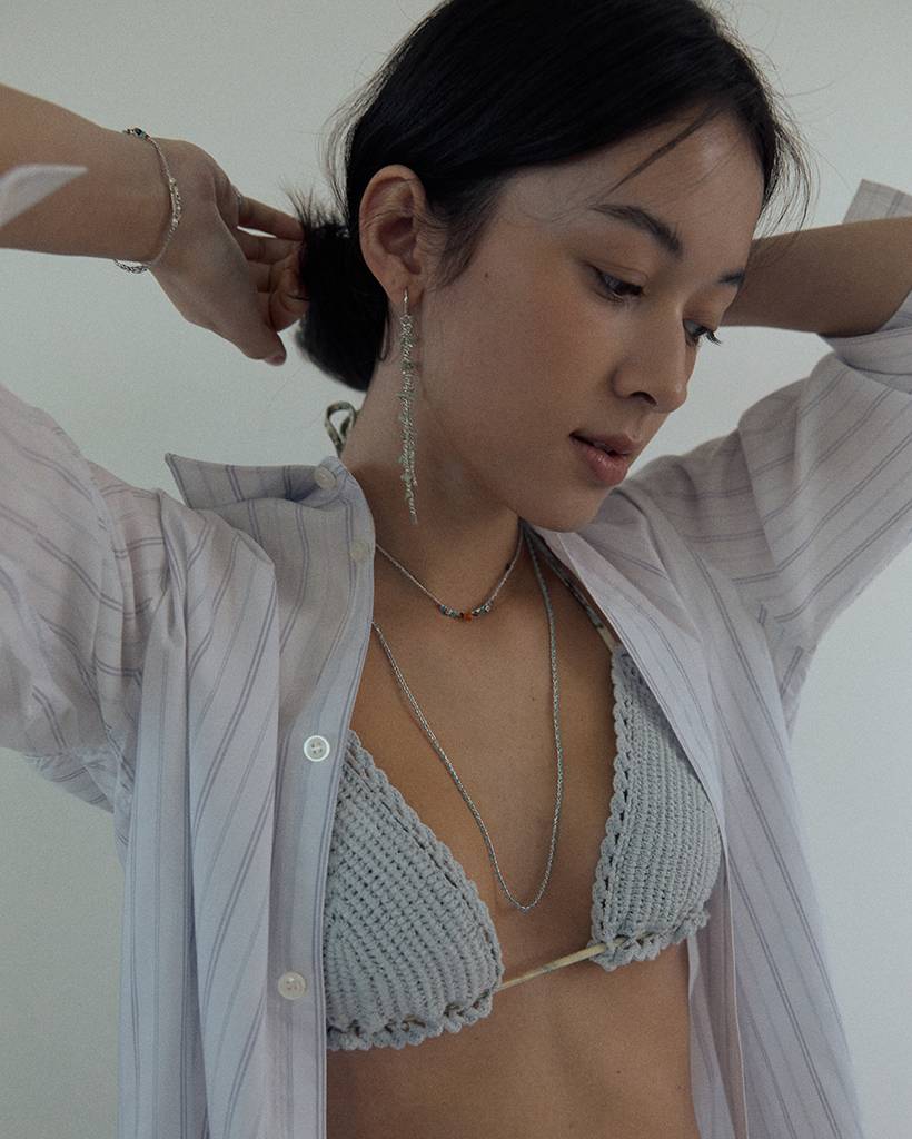 chrysoprase chips metallic crochet earring