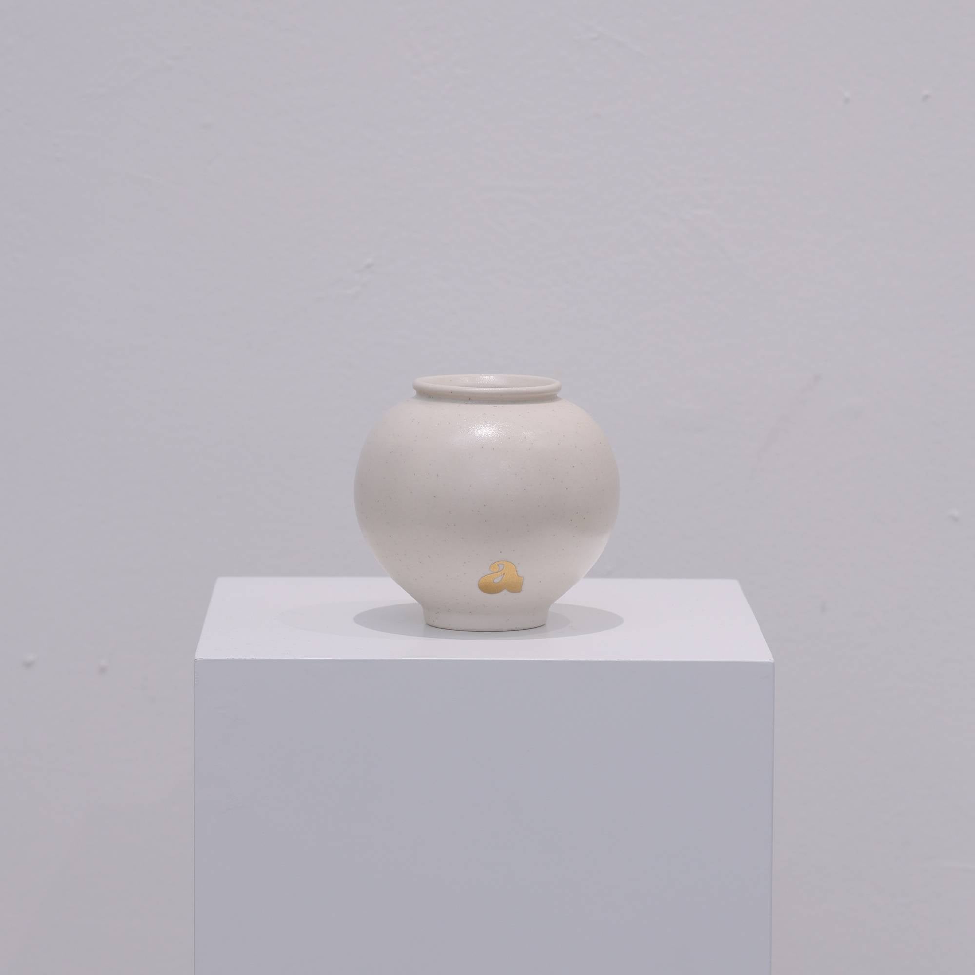 SAI 006 한밤의 태양 달항아리 7cm