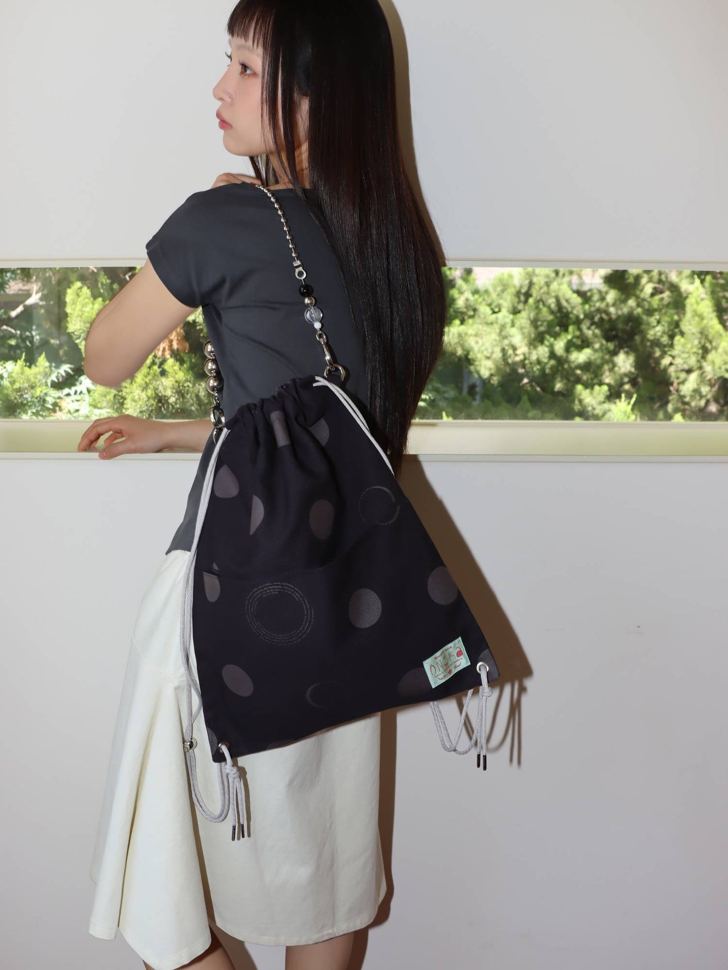 SHELL CAP SLEEVE T (CHARCOAL)