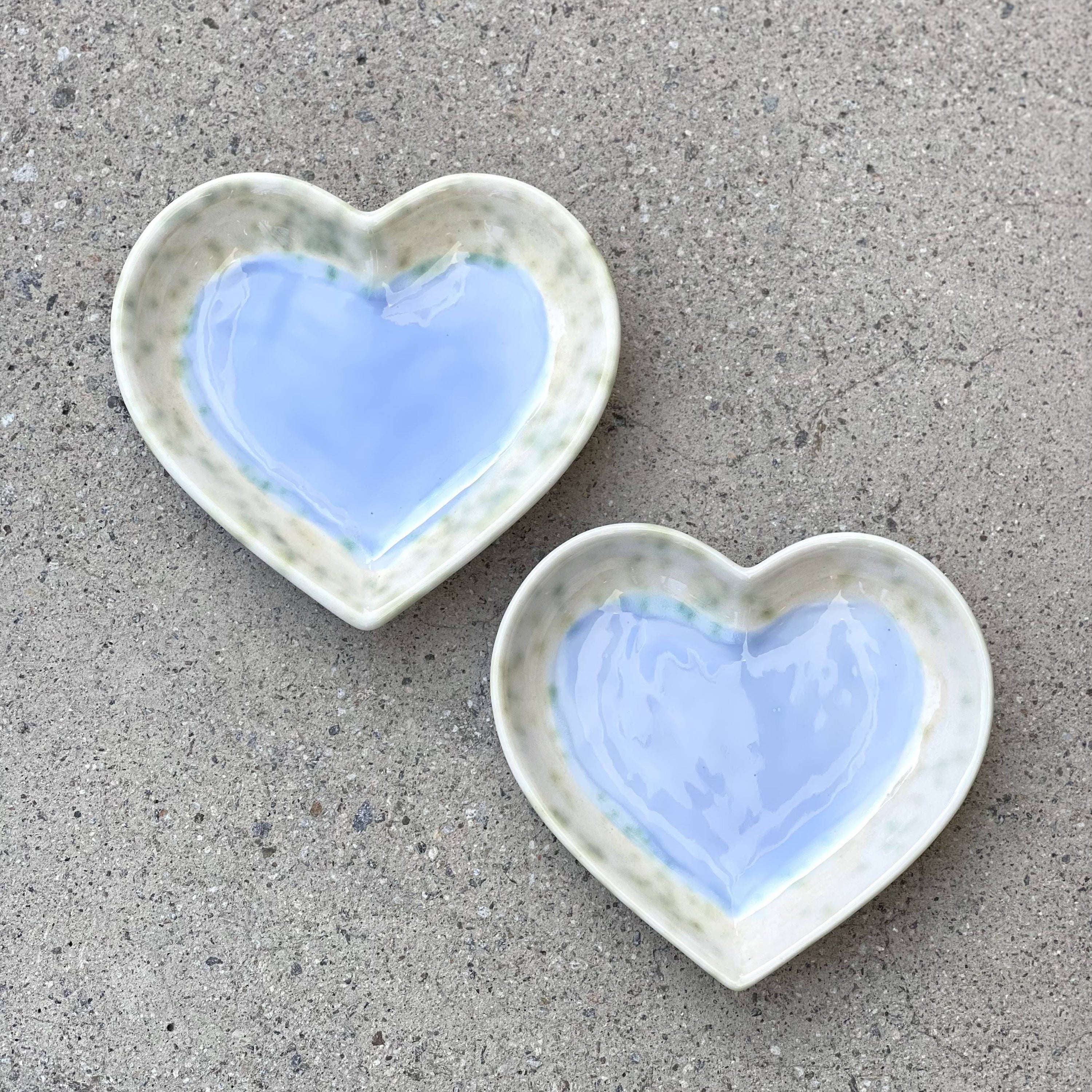 Heart Shore Plate - light blue