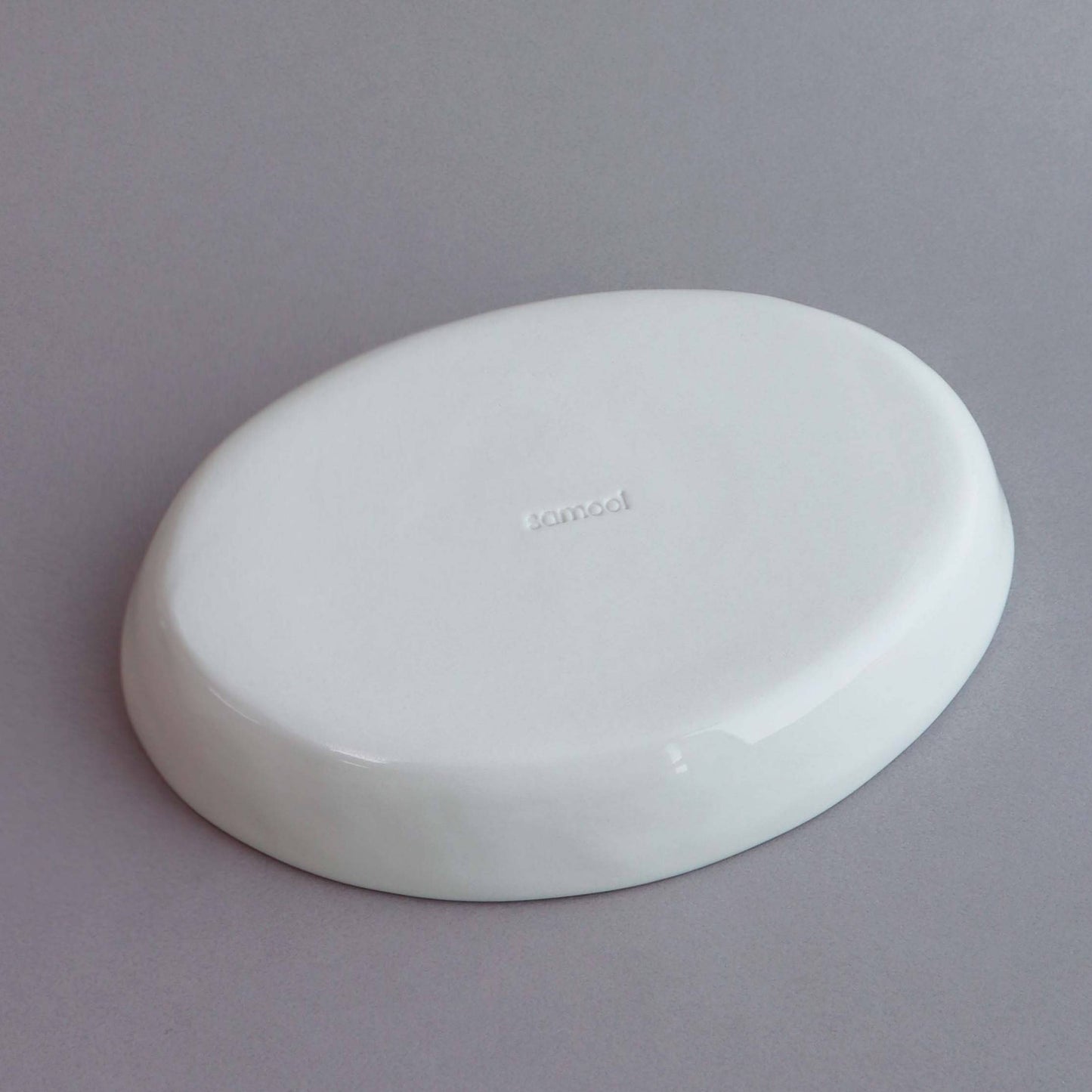 black ribbon bunny dish