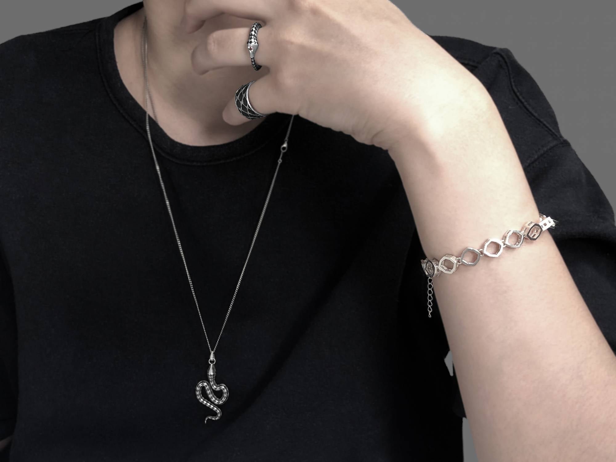 게브 가넷 유화 3mm 뱀반지 - Sekhmet 세크메트 - CAVA LIFE