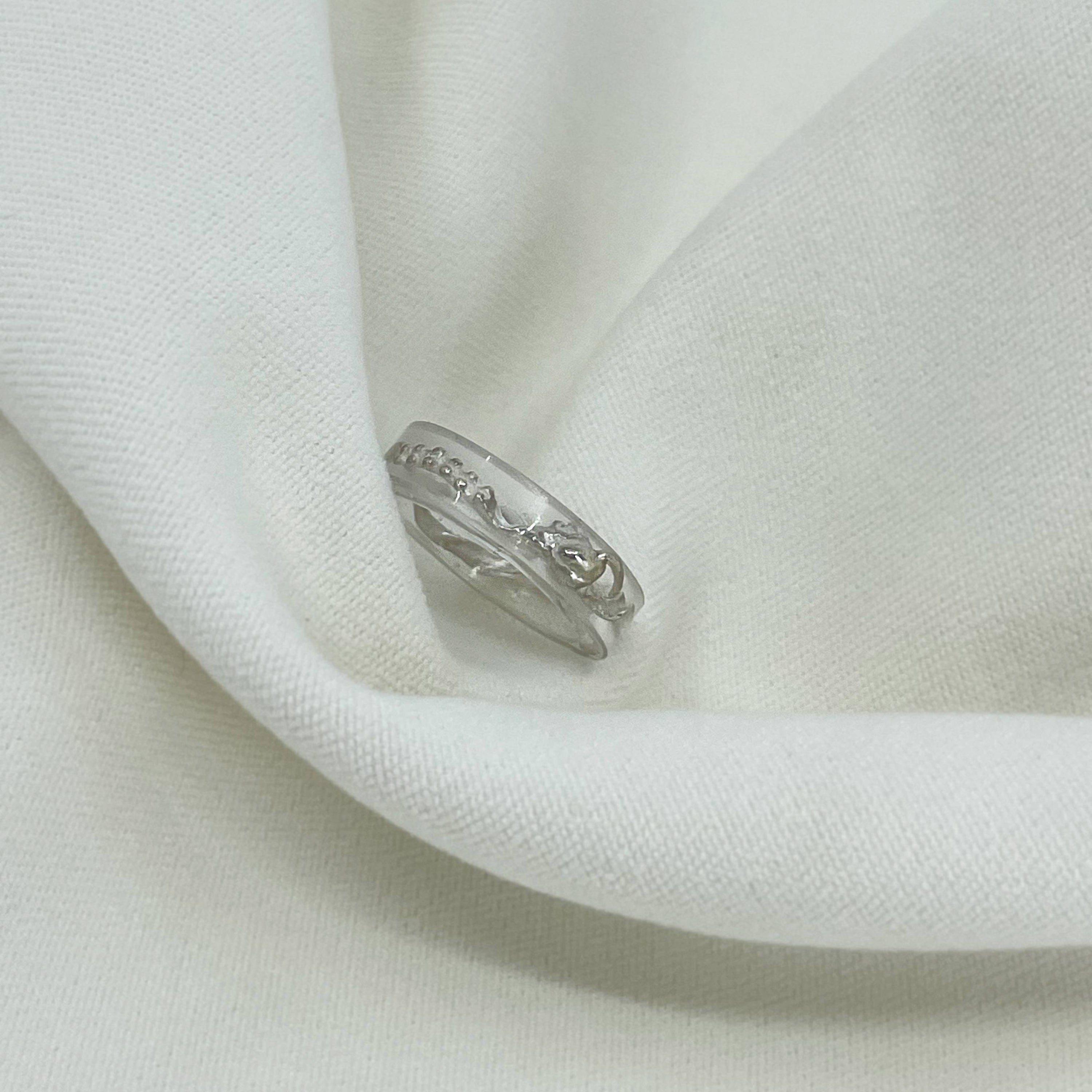 Water Bone - [M_M] [믐] - CAVA LIFE