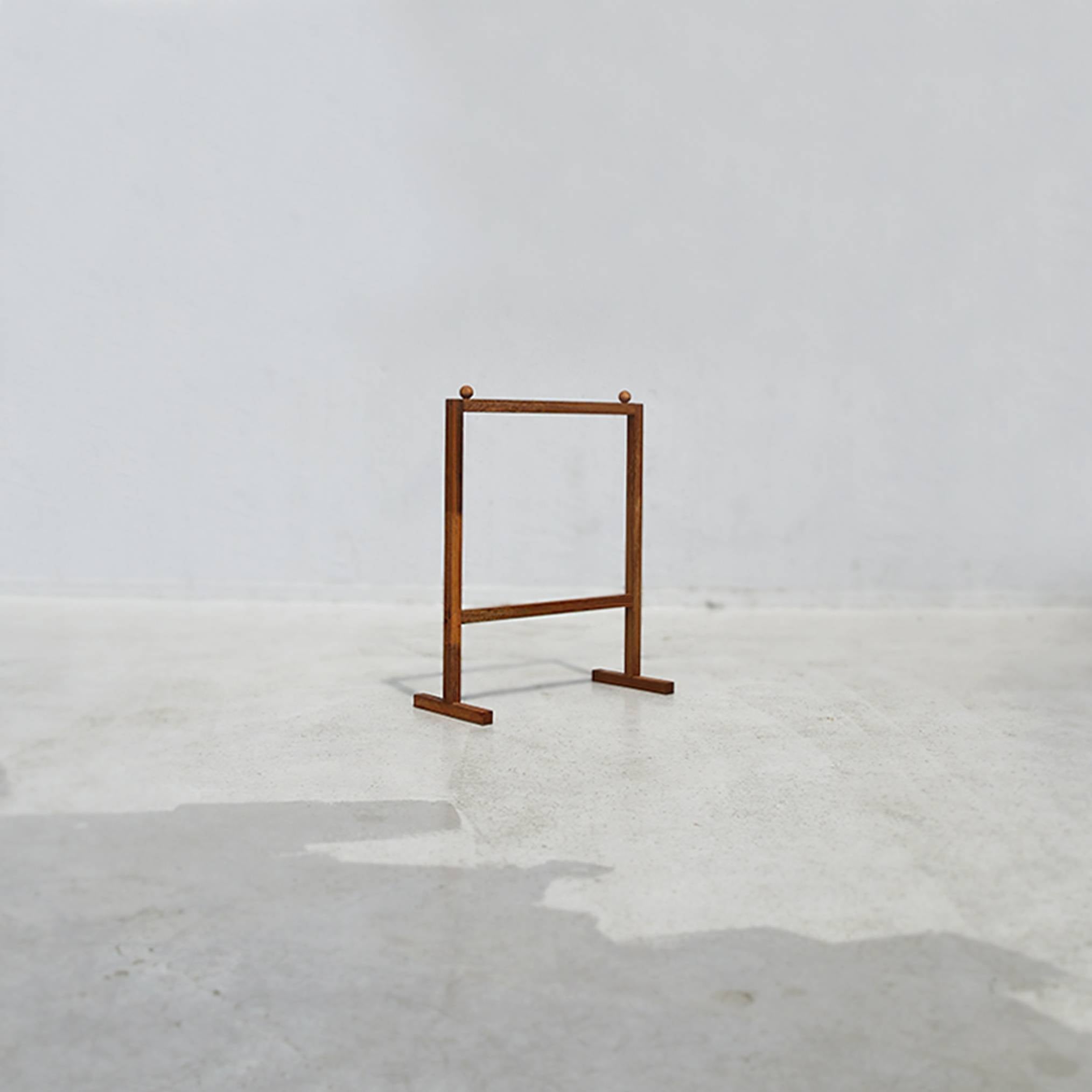 Hurdle hanger 허들 행거 - BrownBuilding 브라운빌딩 - CAVA LIFE