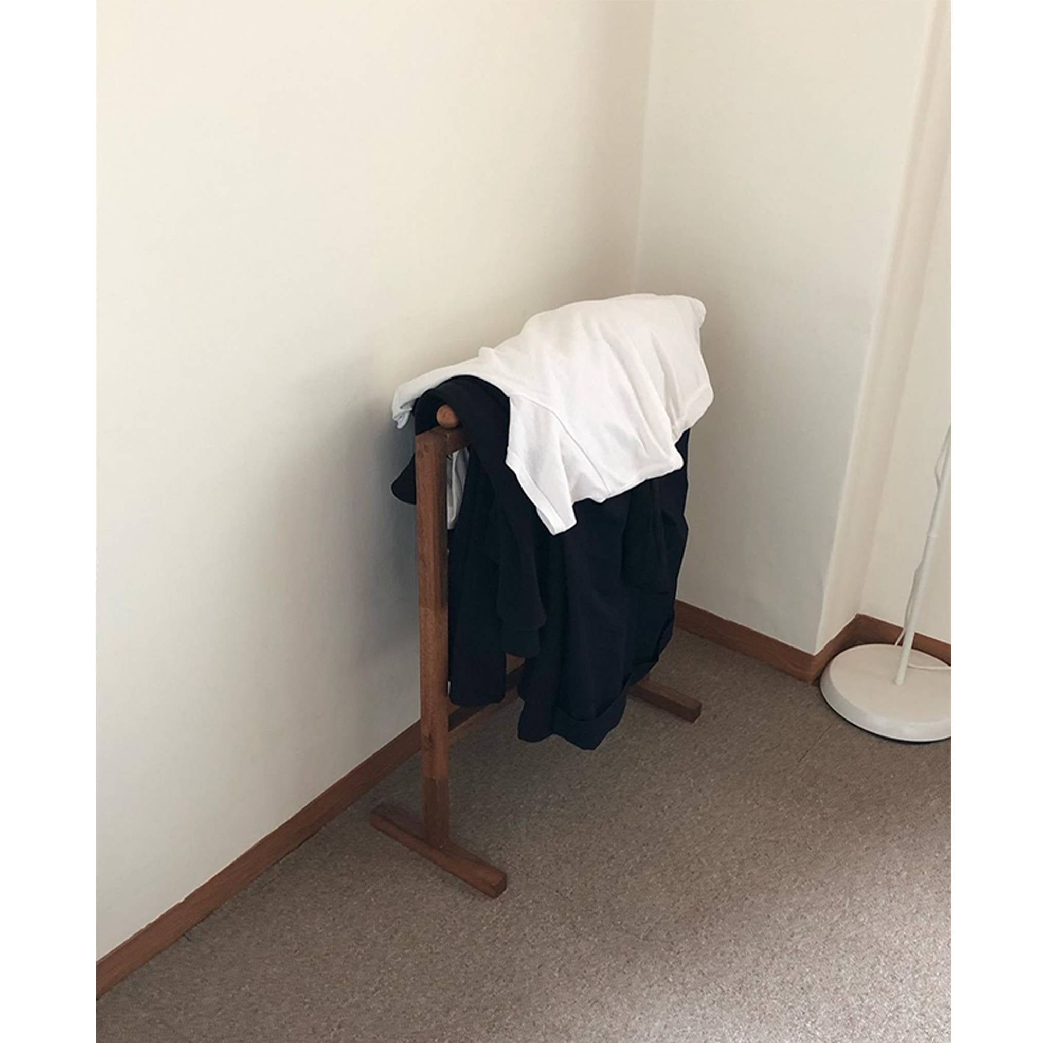 Hurdle hanger 허들 행거 - BrownBuilding 브라운빌딩 - CAVA LIFE