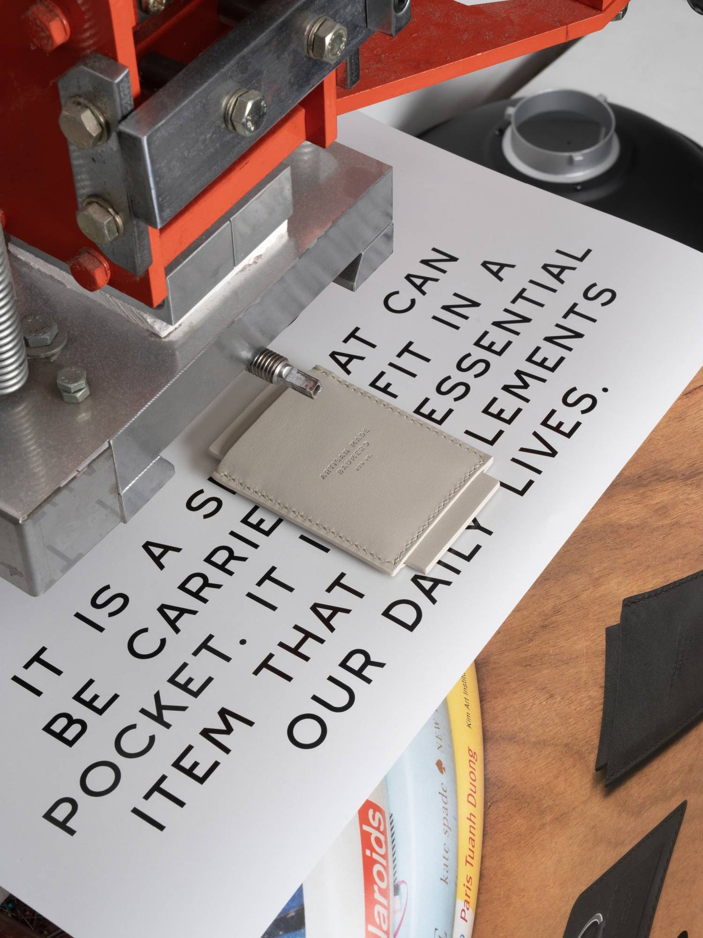 CARD 044 (GREY IVORY)