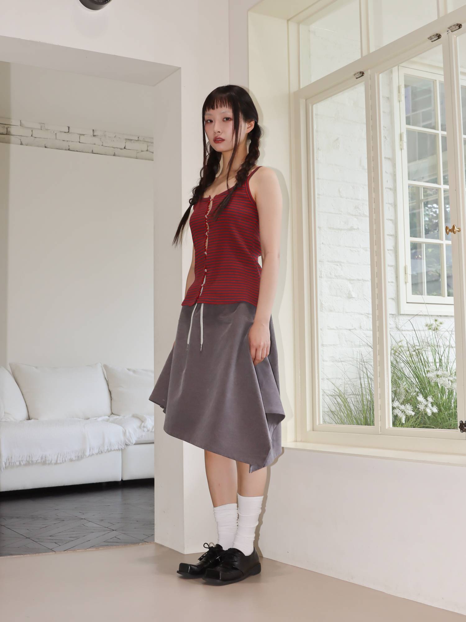 SQUARE YOKE SKIRT (DUST BROWN)
