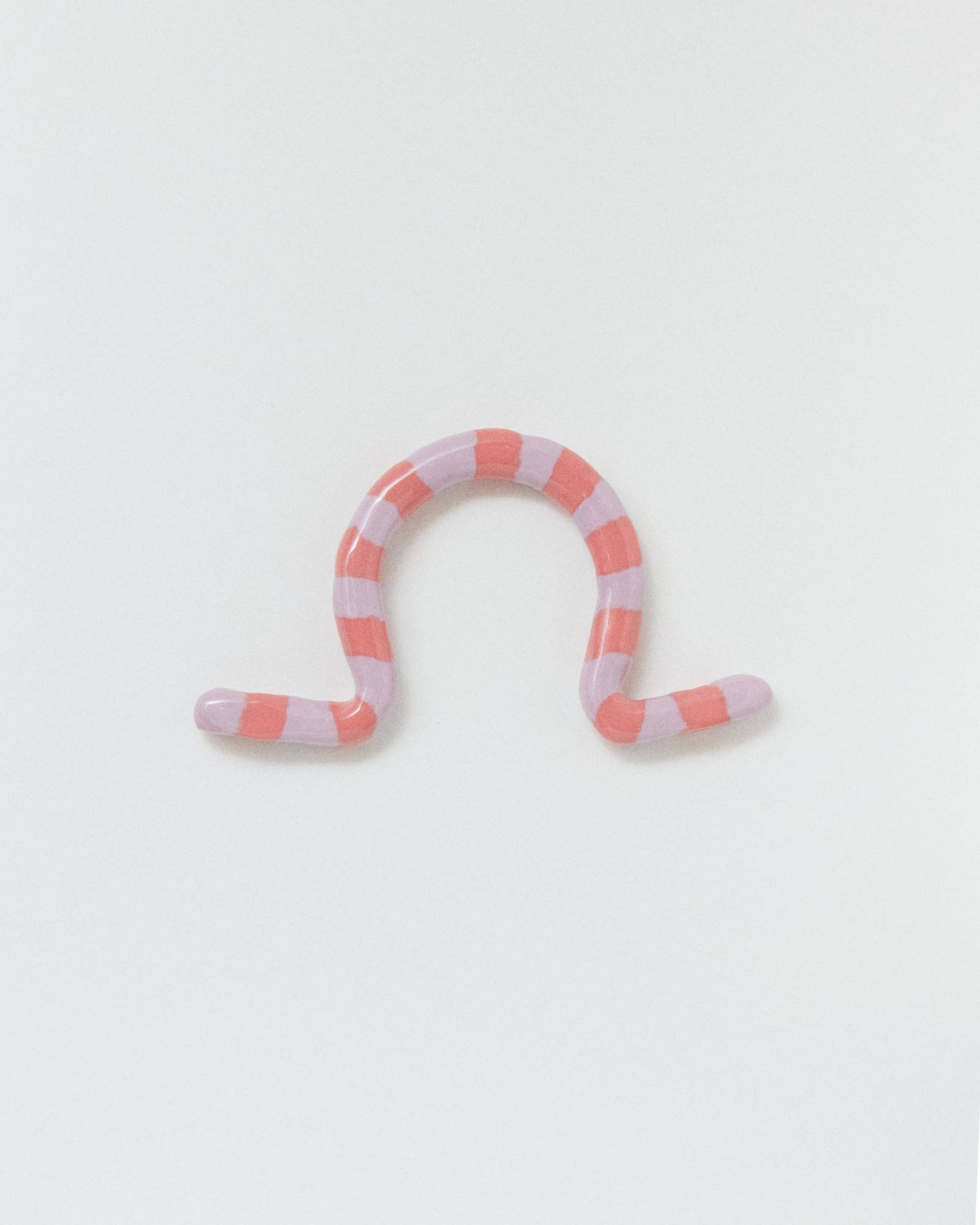 Hanger 01 - Sung Hyeju 성혜주 - CAVA LIFE