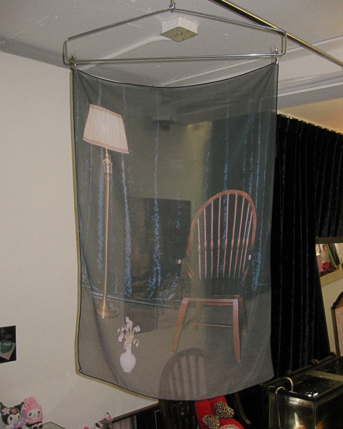 앤틱 - Gongjoongdosie 공중도시 - CAVA LIFE